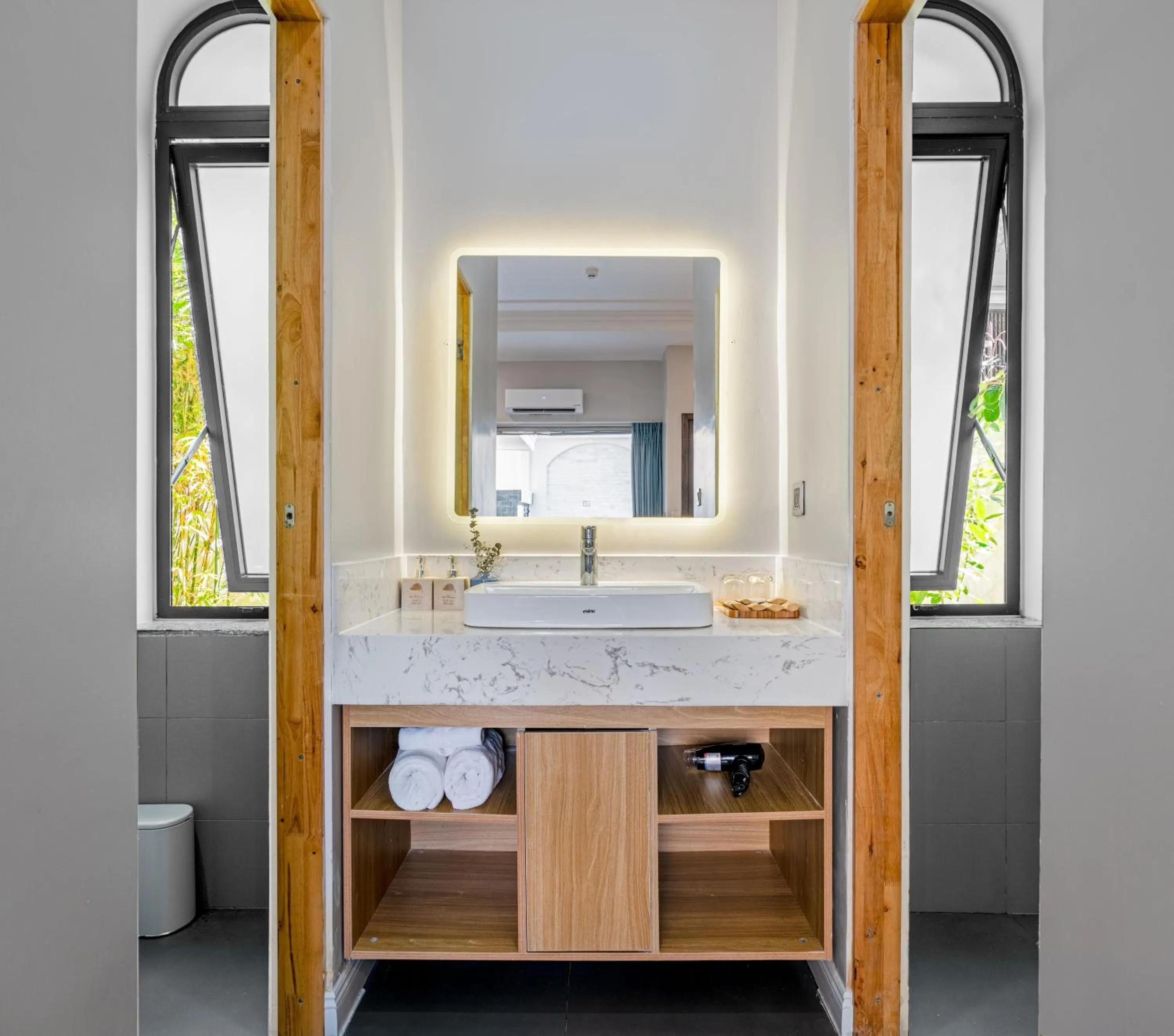 Shower in Le Cap Gym Hotel & Apartments