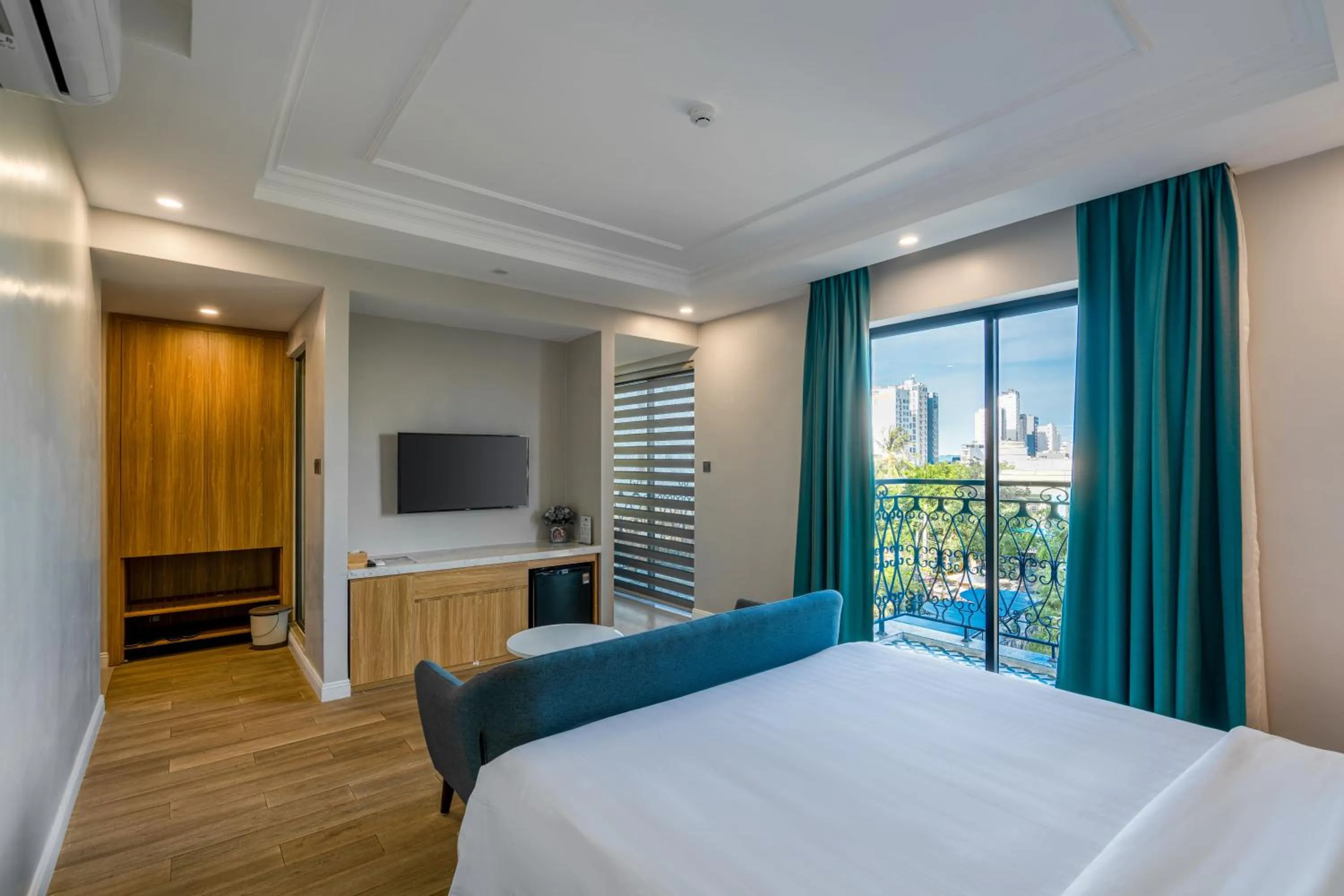 Bedroom, Bed in Le Cap Gym Hotel & Apartments