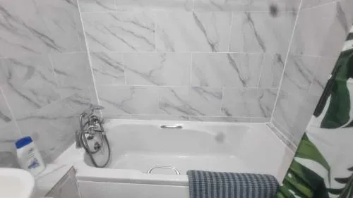 Extra Large One Bedroom Flat with Parking
