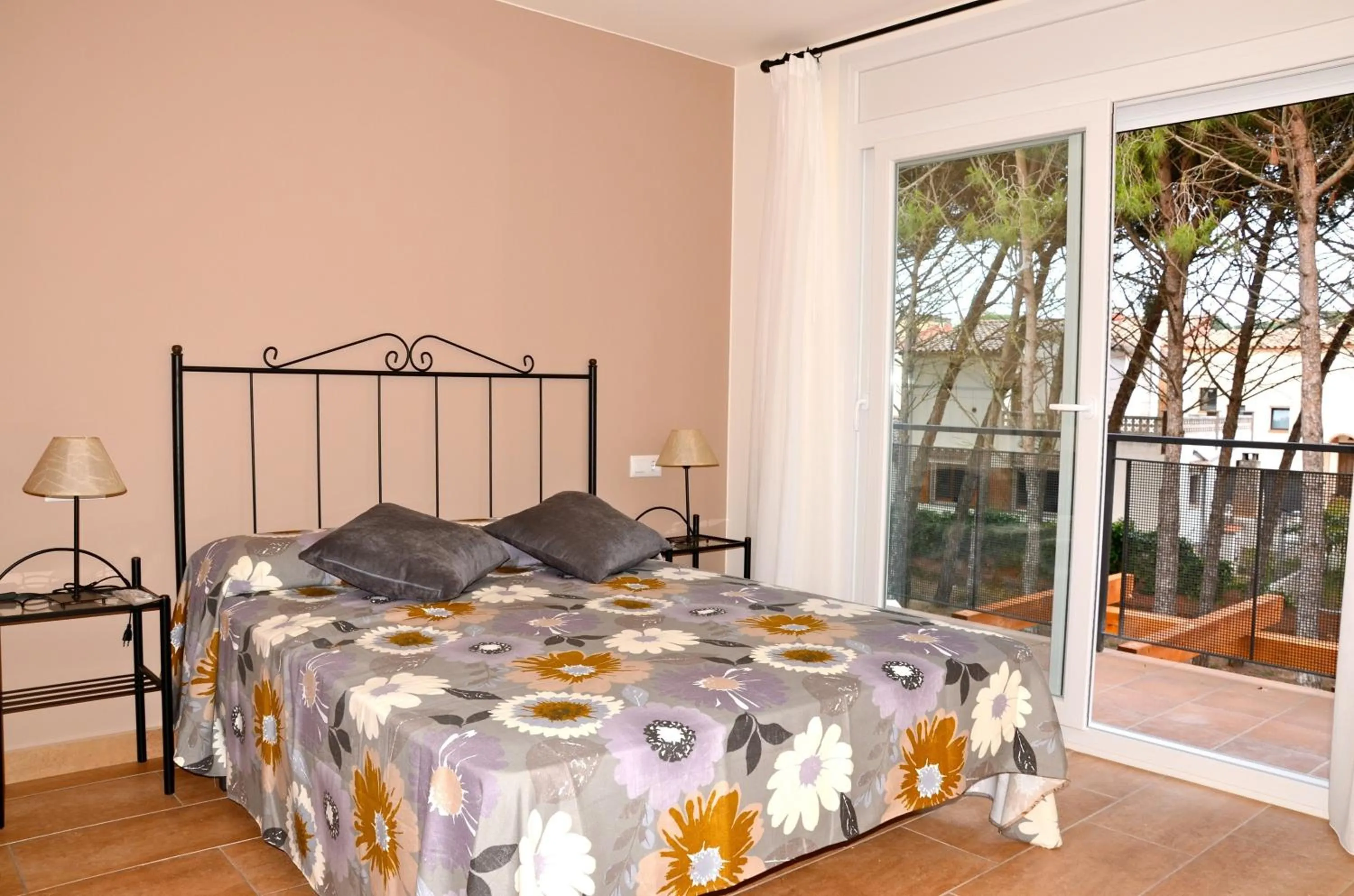 Bedroom, Bed in Miquel Angel