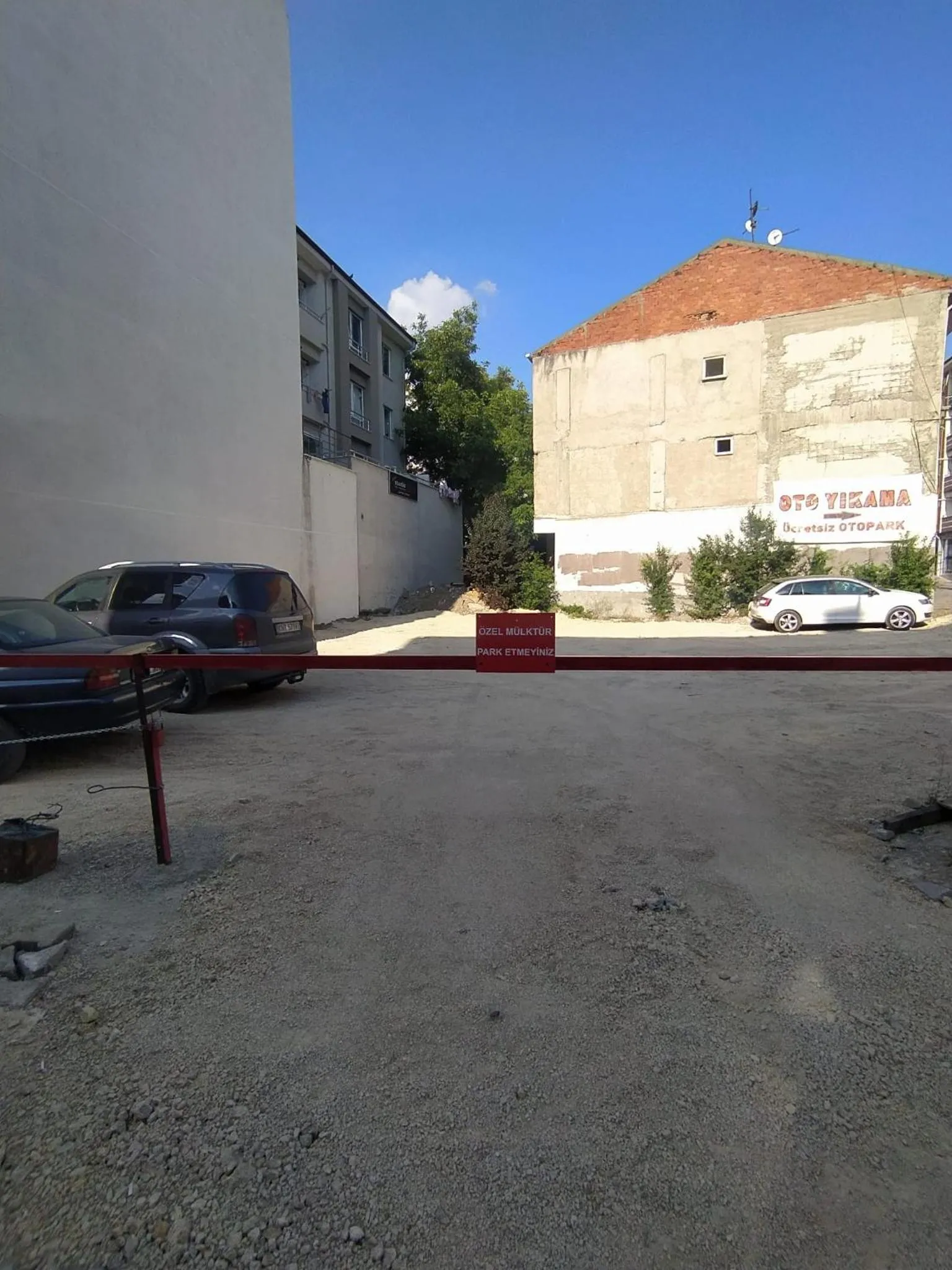 Parking in Bolu Deluxe Otel