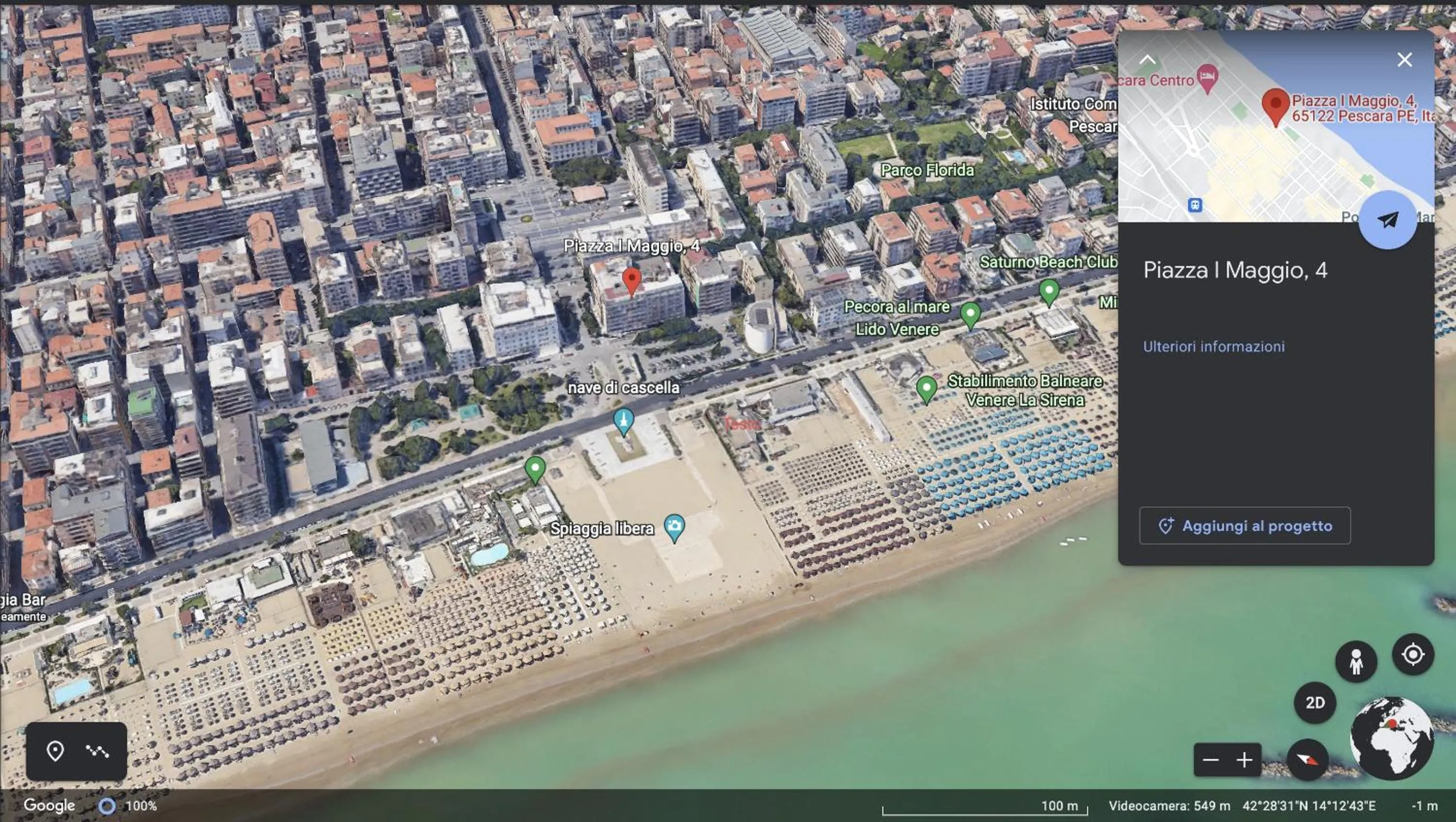 Beach in Blu Apartment