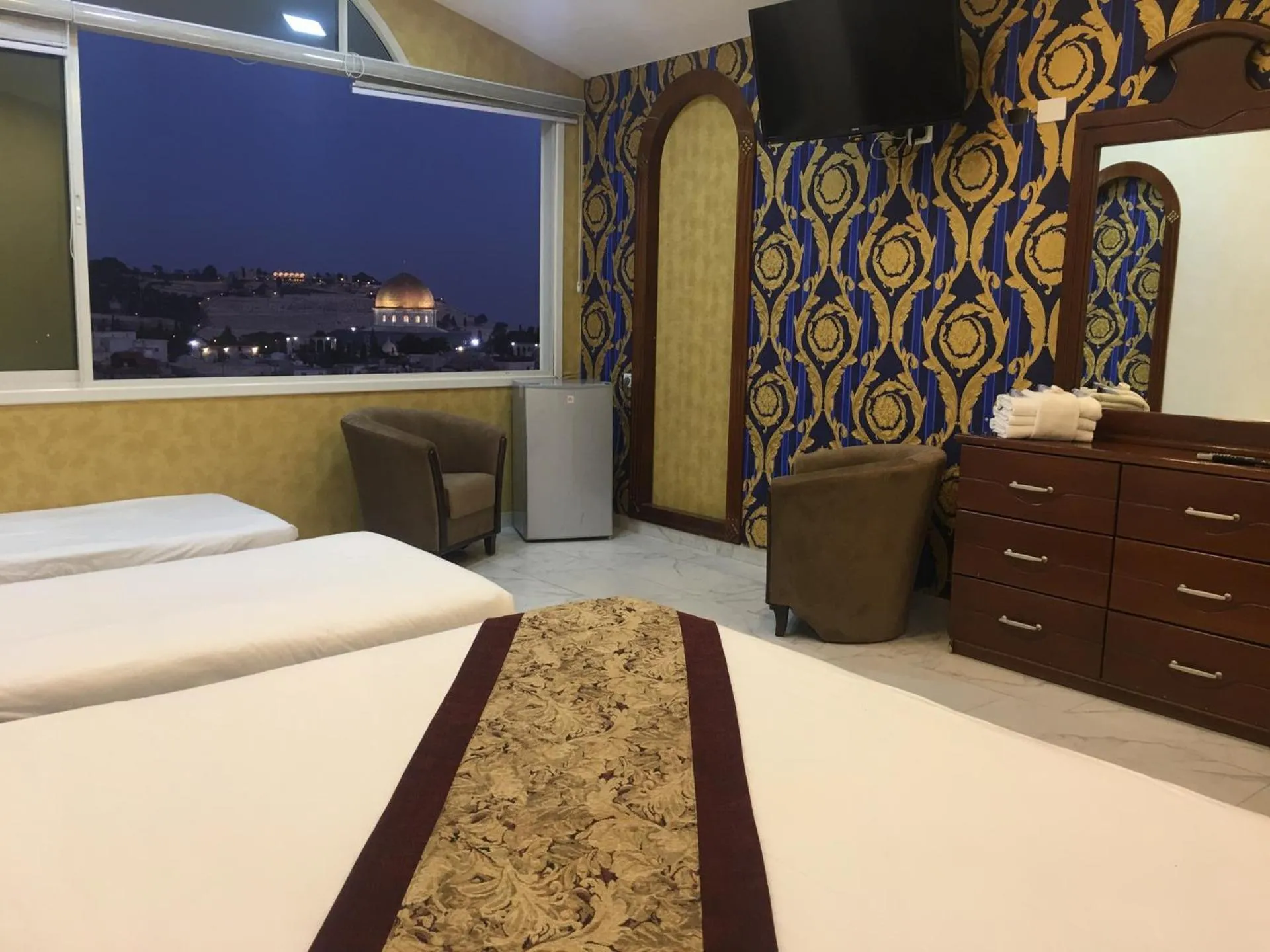 VIP, Bed in Hashimi Hotel Old City Jerusalem