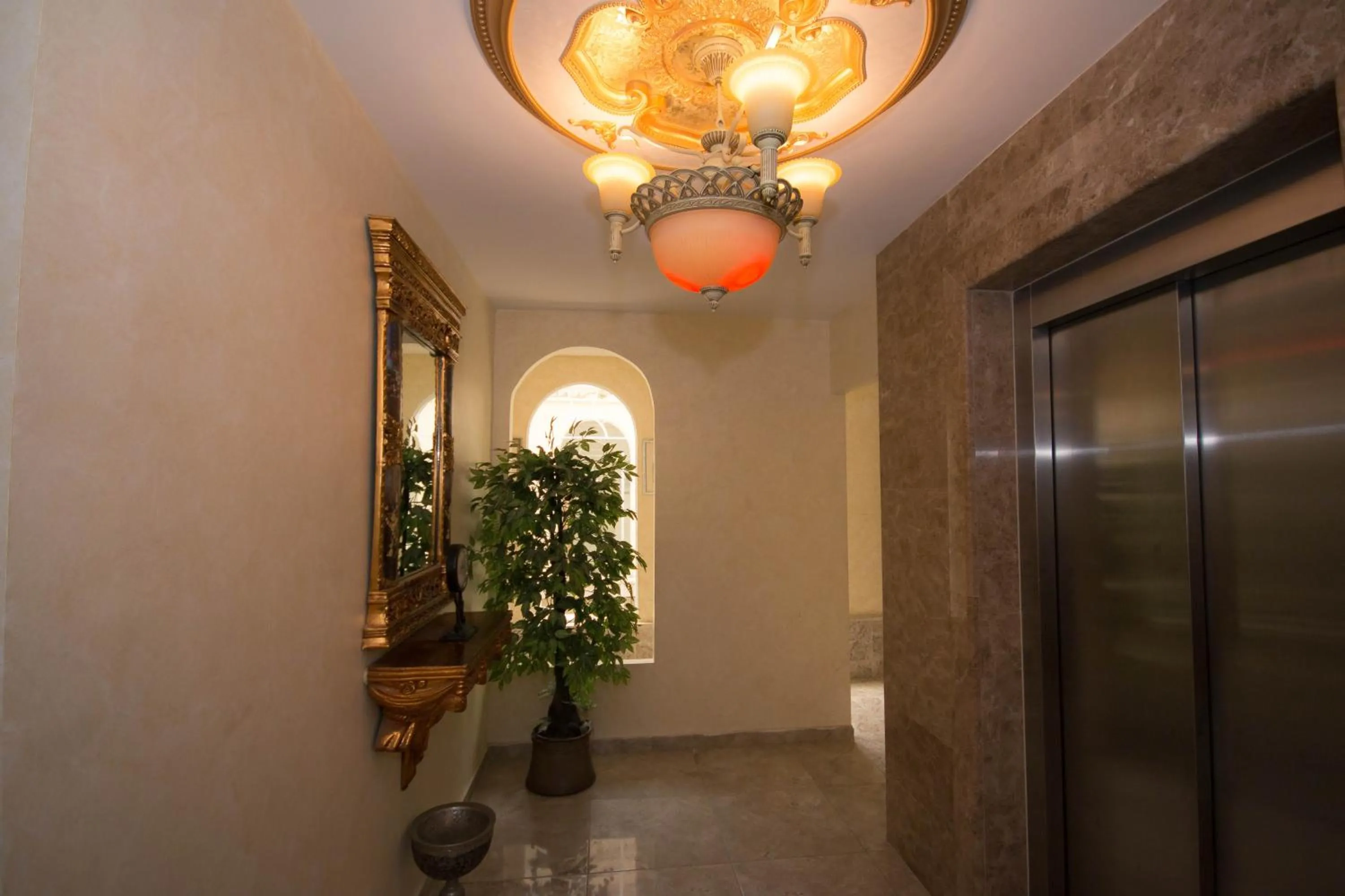 Facade/entrance in Hashimi Hotel Old City Jerusalem