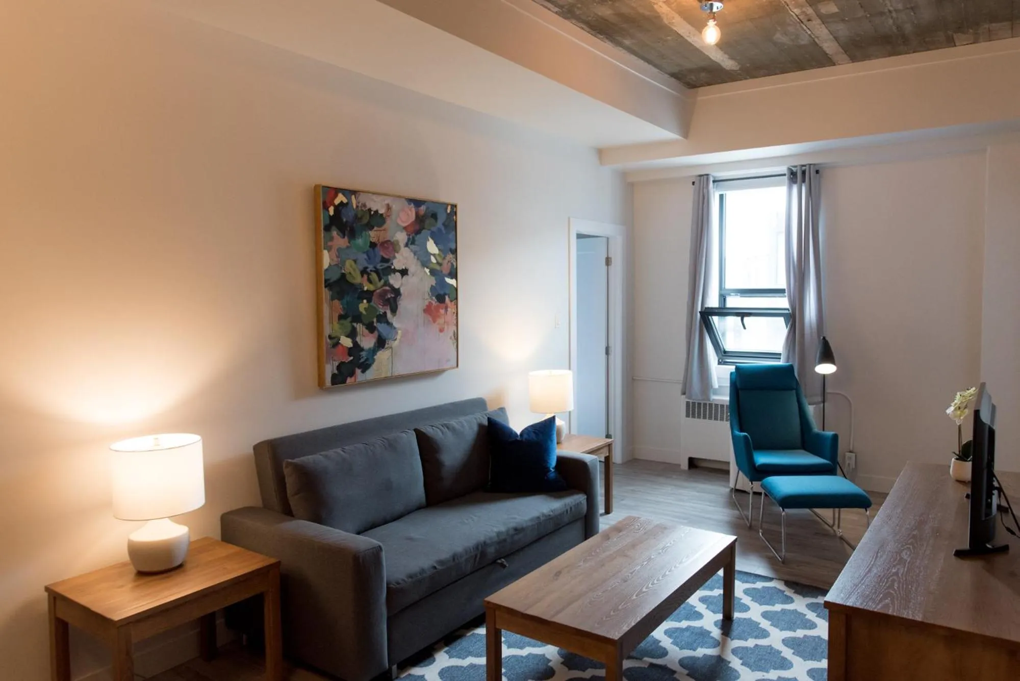 Seating area in Le Central