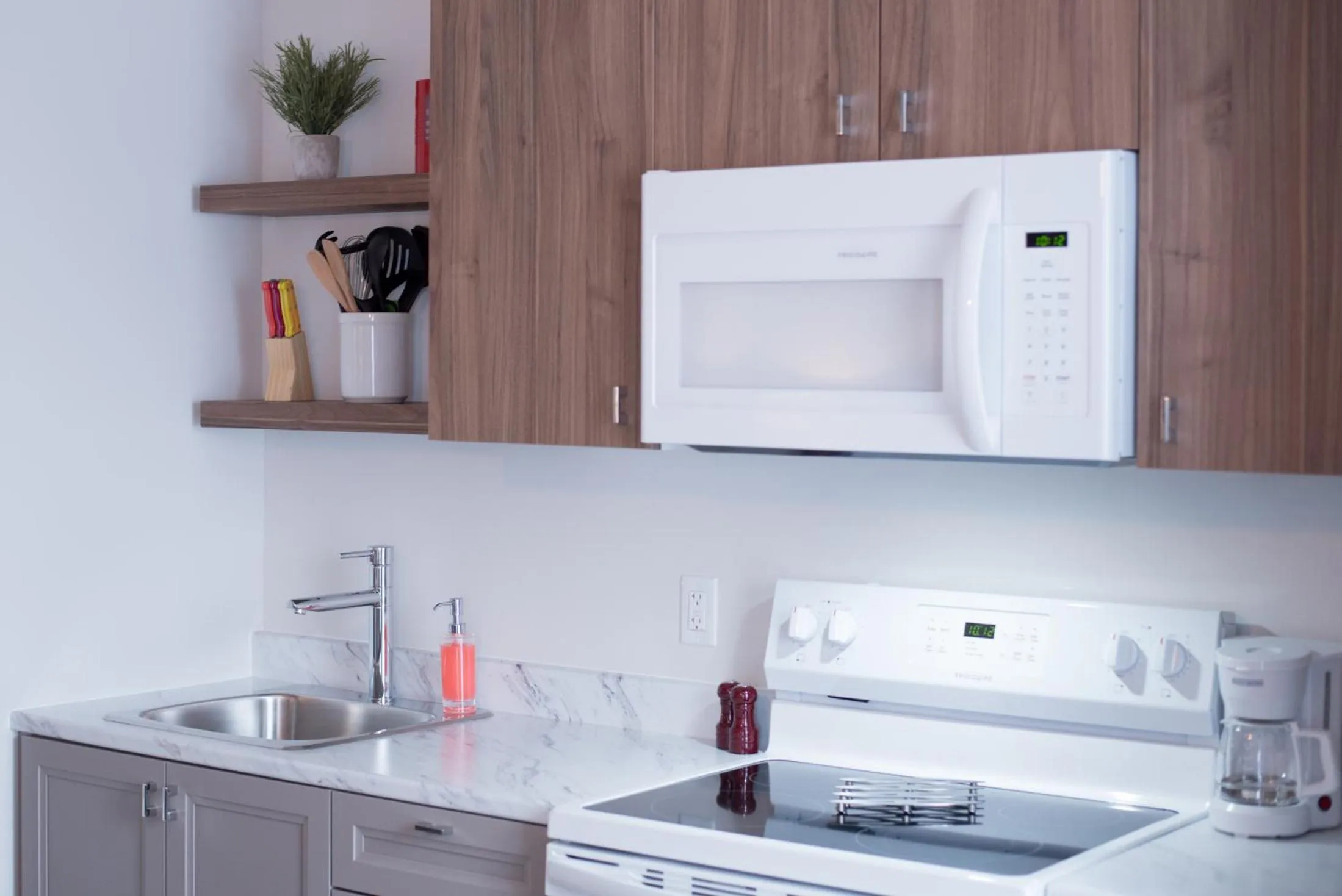 Kitchen or kitchenette in Le Central