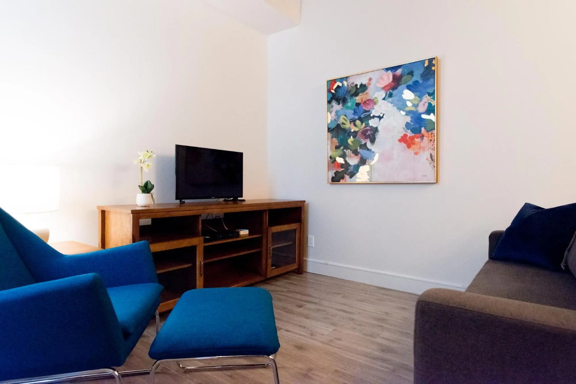 TV and multimedia in Le Central