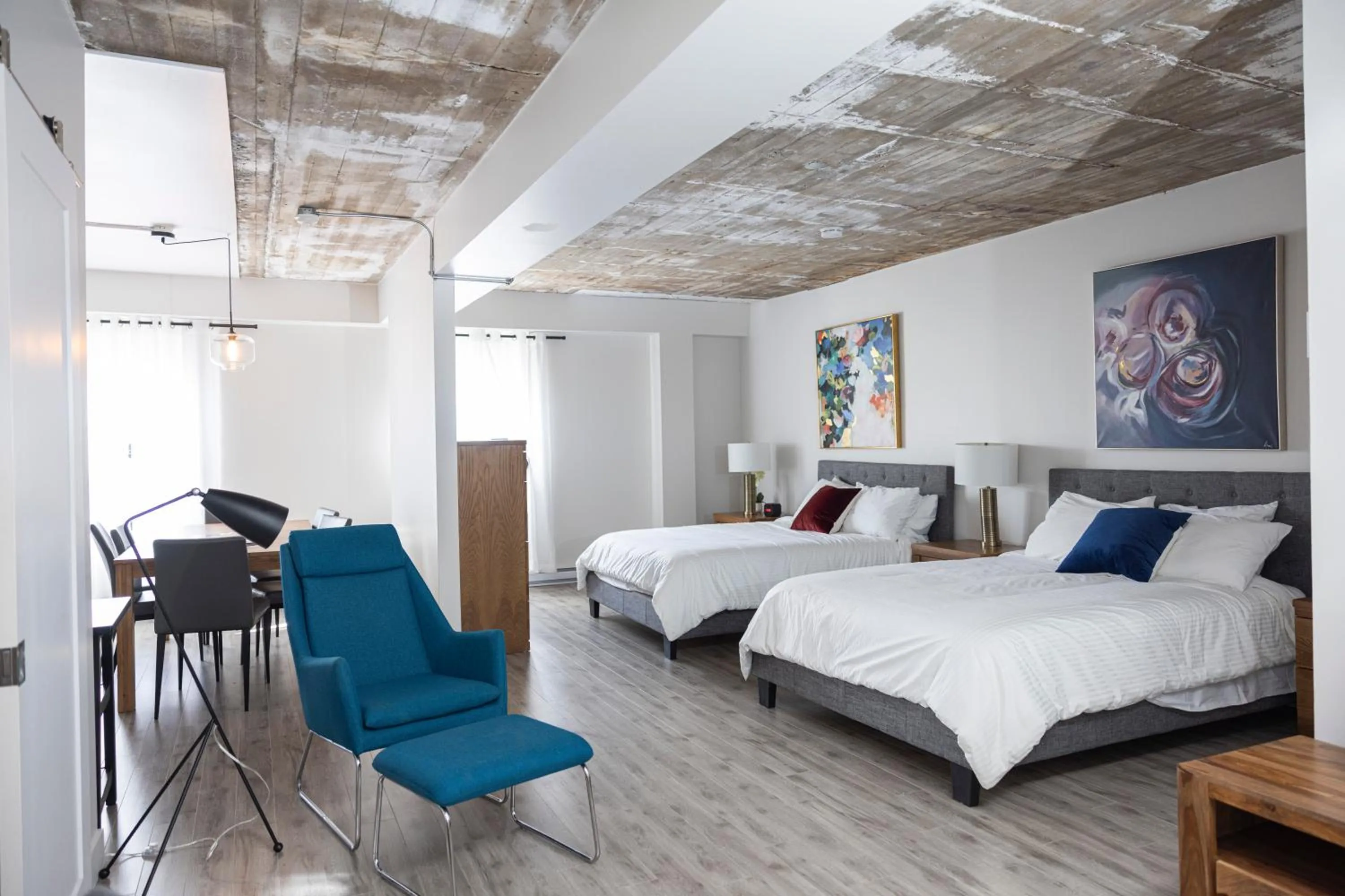 Photo of the whole room, Bed in Le Central