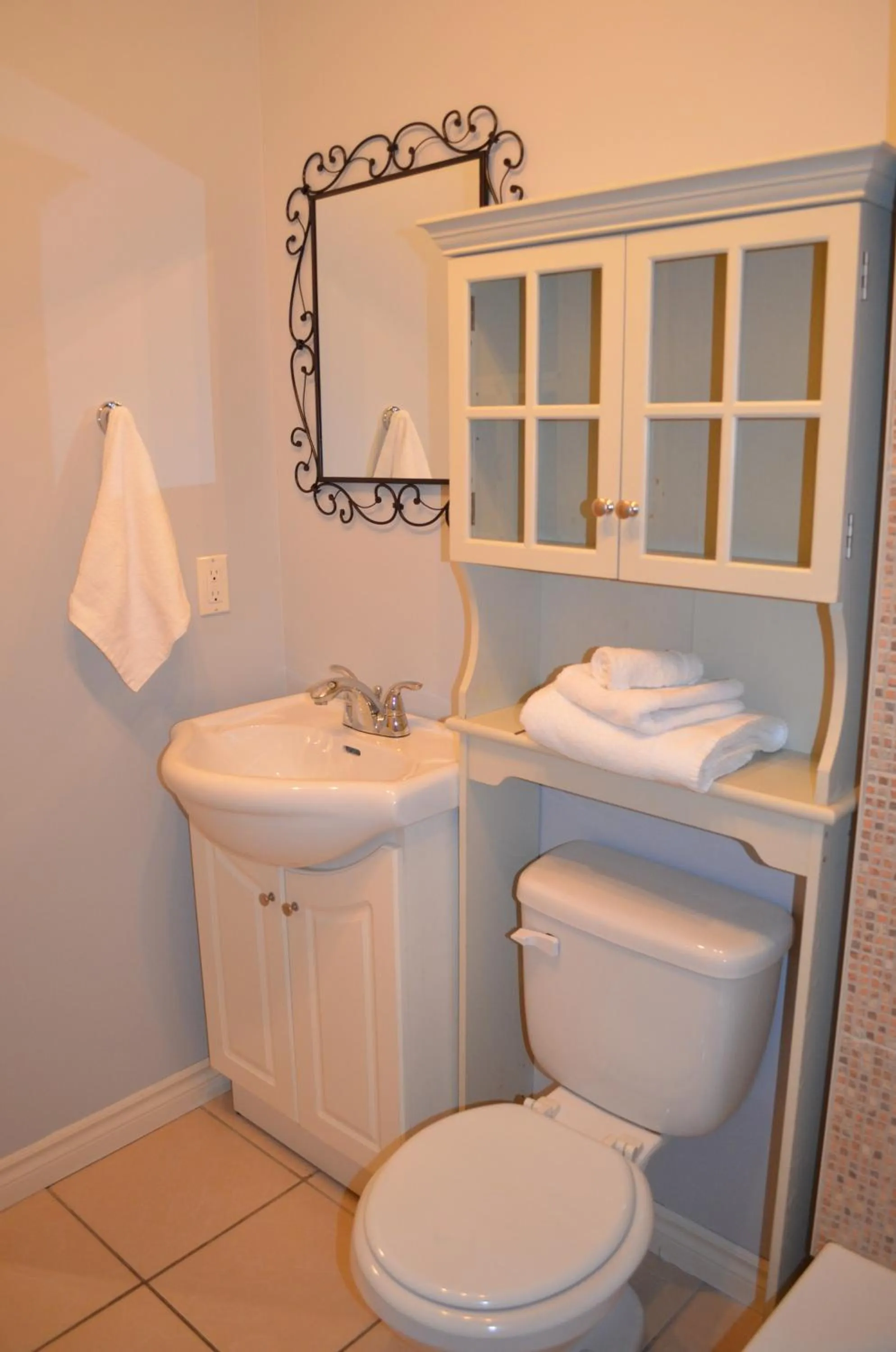 Toilet in Le Citadin