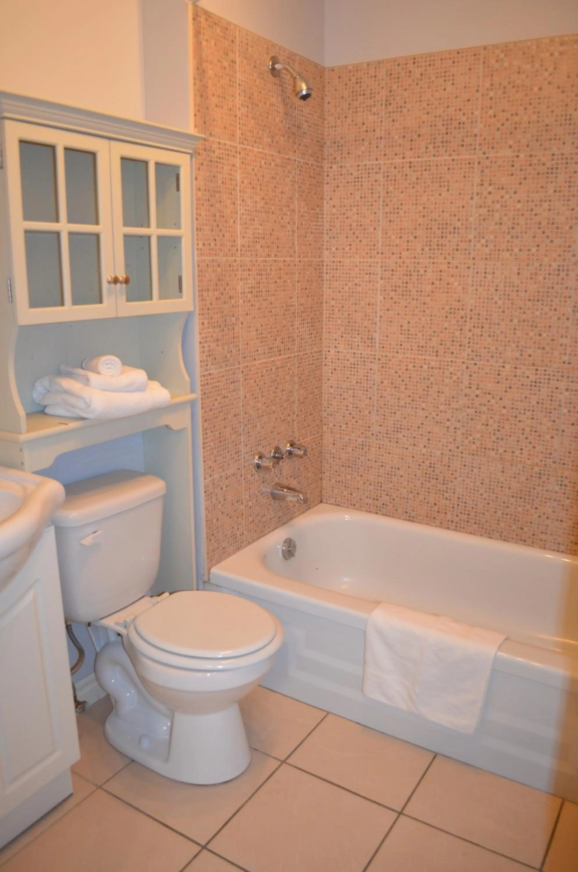 Shower in Le Citadin