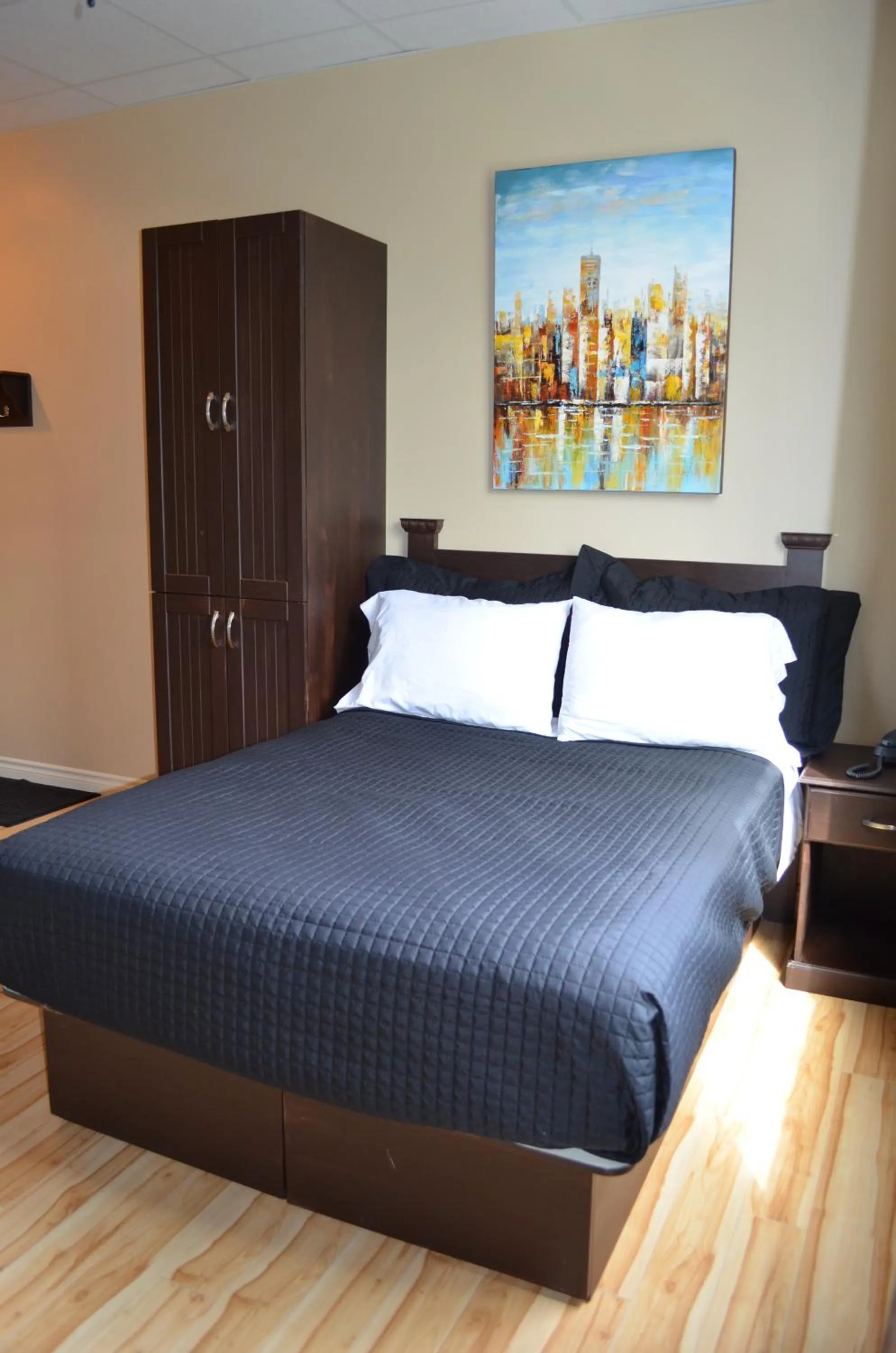 Bedroom, Bed in Le Citadin