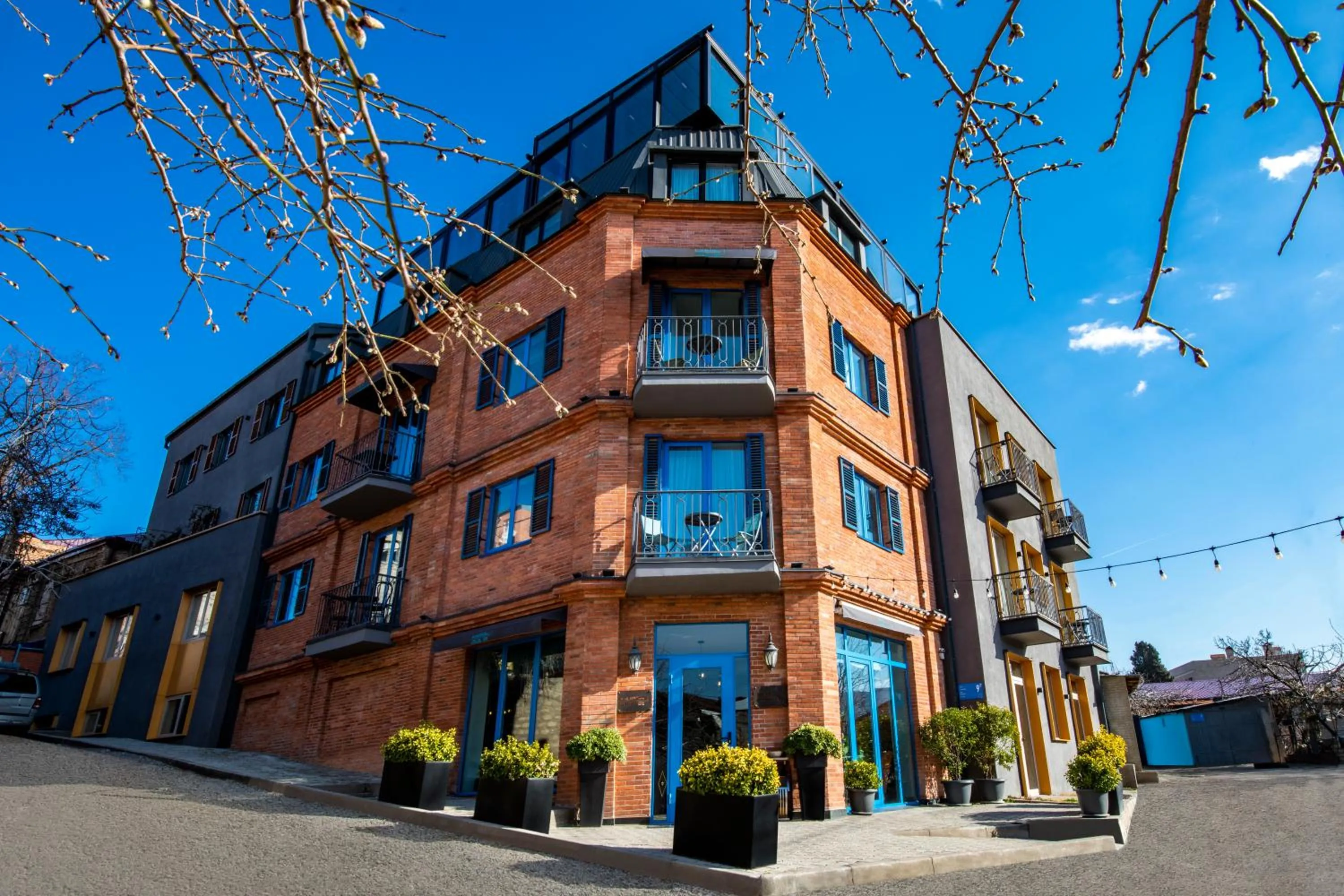 Facade/entrance in Hotel Address 9D