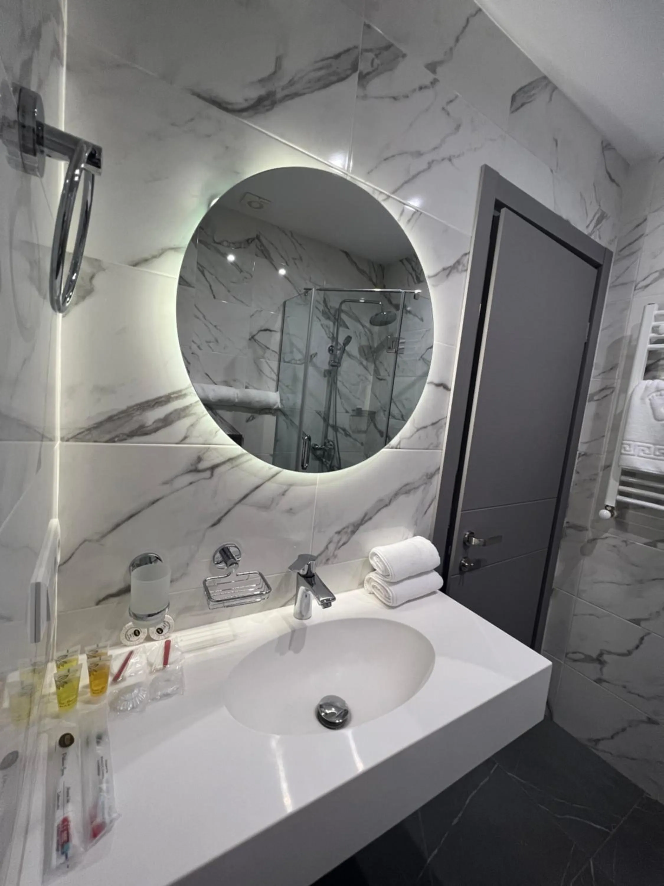 Bathroom in Hotel Address 9D