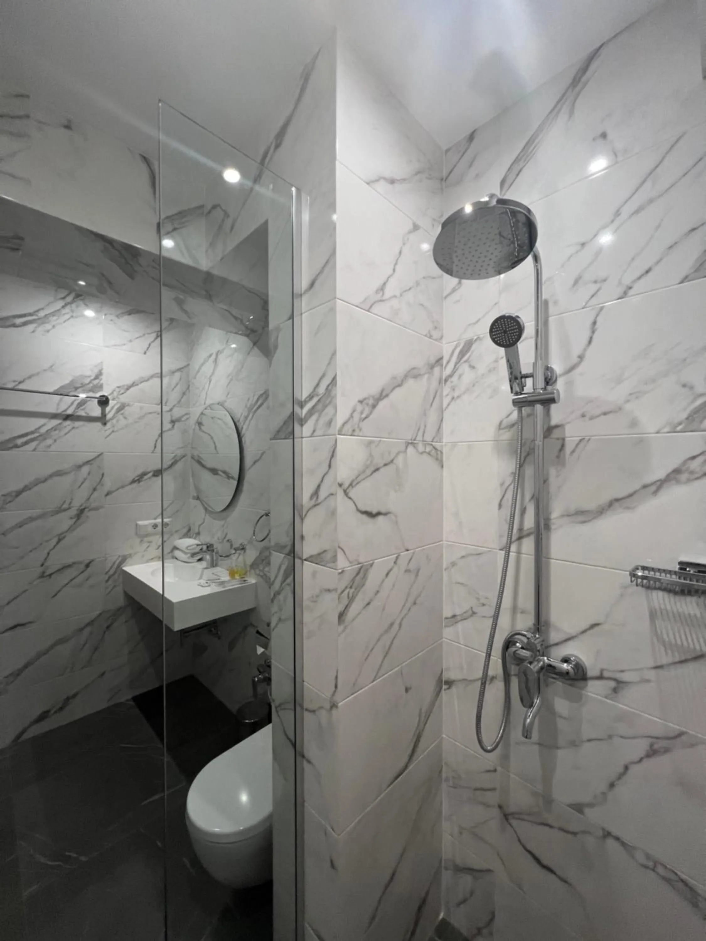 Bathroom in Hotel Address 9D