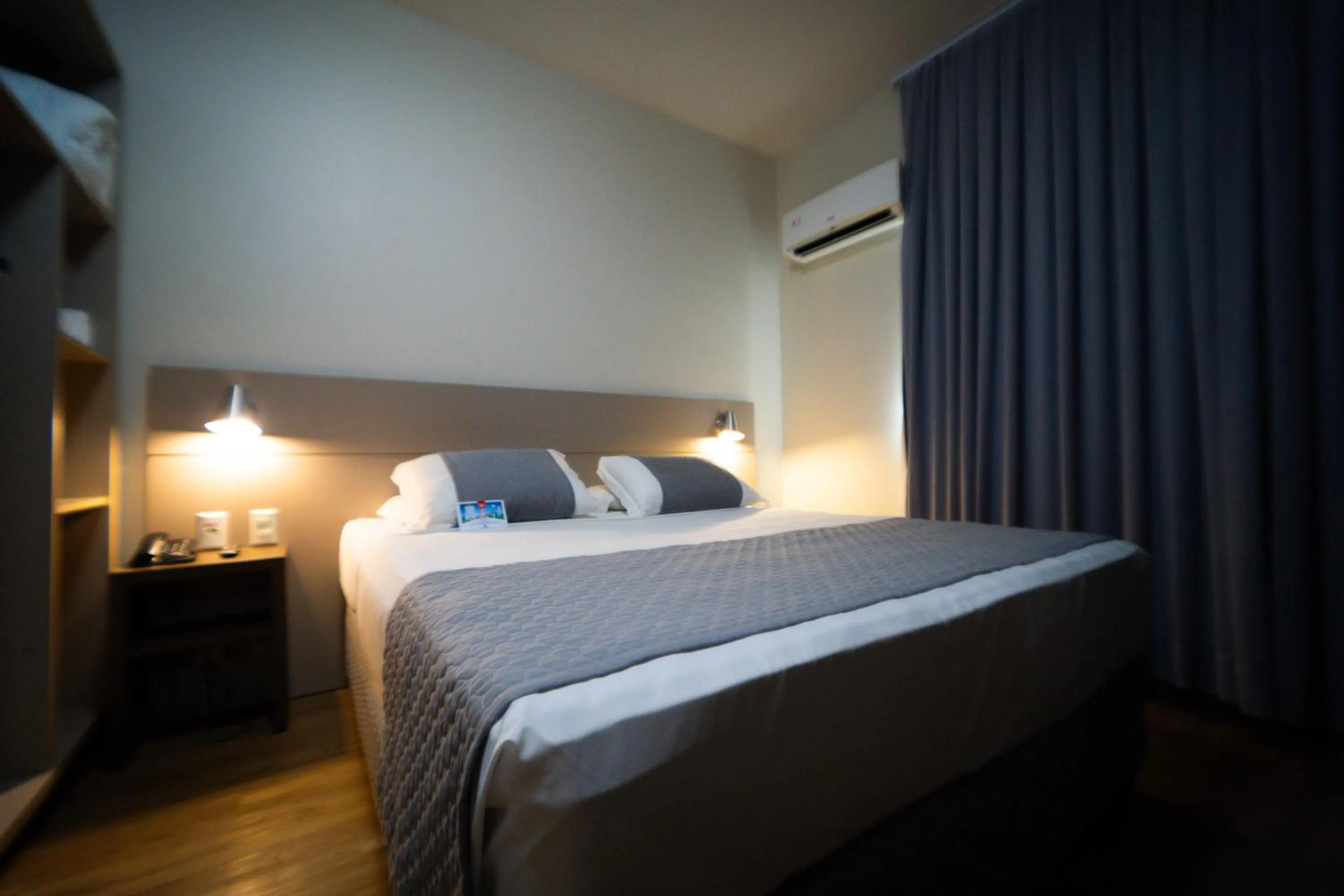 Bed in Hotel Valerim Itajaí / Navegantes