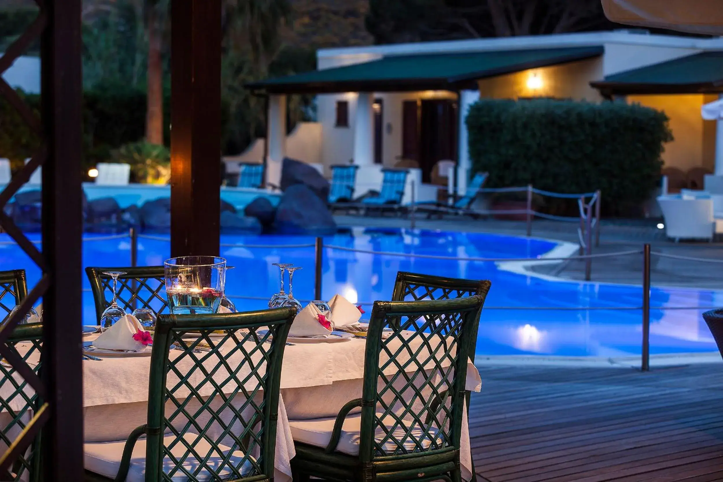 Food and drinks, Swimming Pool in Hotel Orsa Maggiore