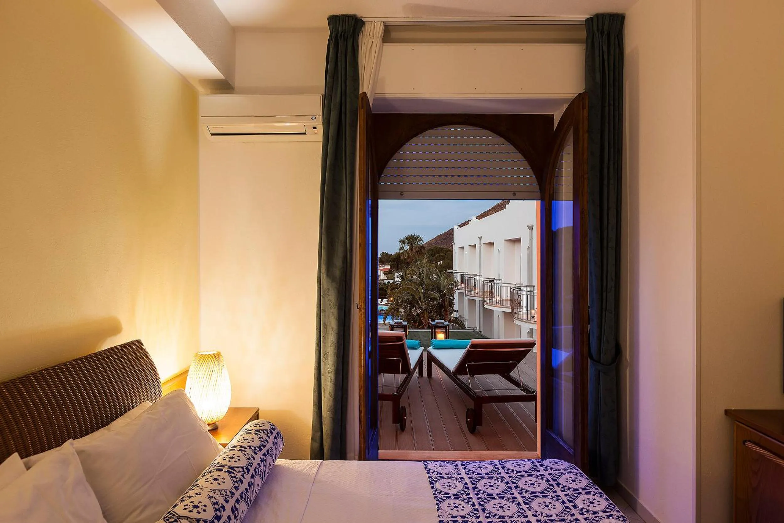 Photo of the whole room, Bed in Hotel Orsa Maggiore