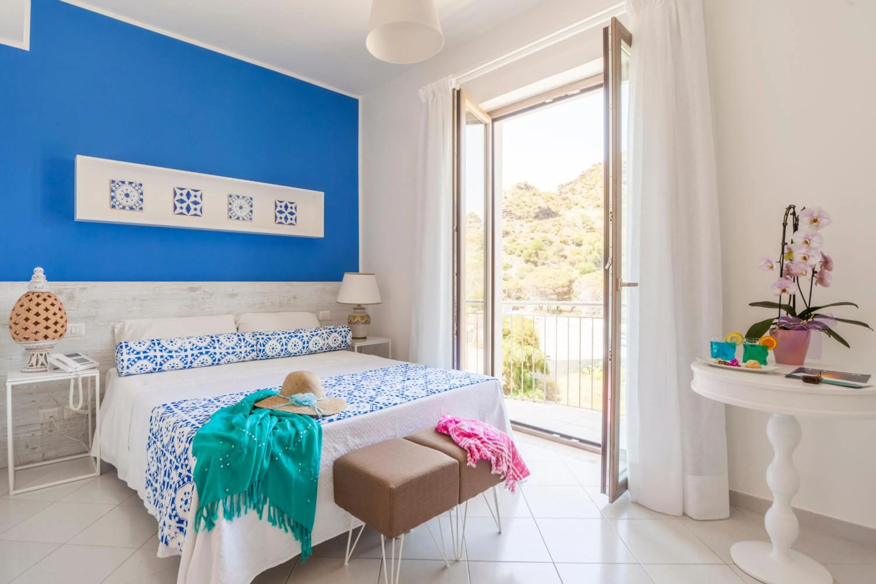 Decorative detail, Bed in Hotel Orsa Maggiore