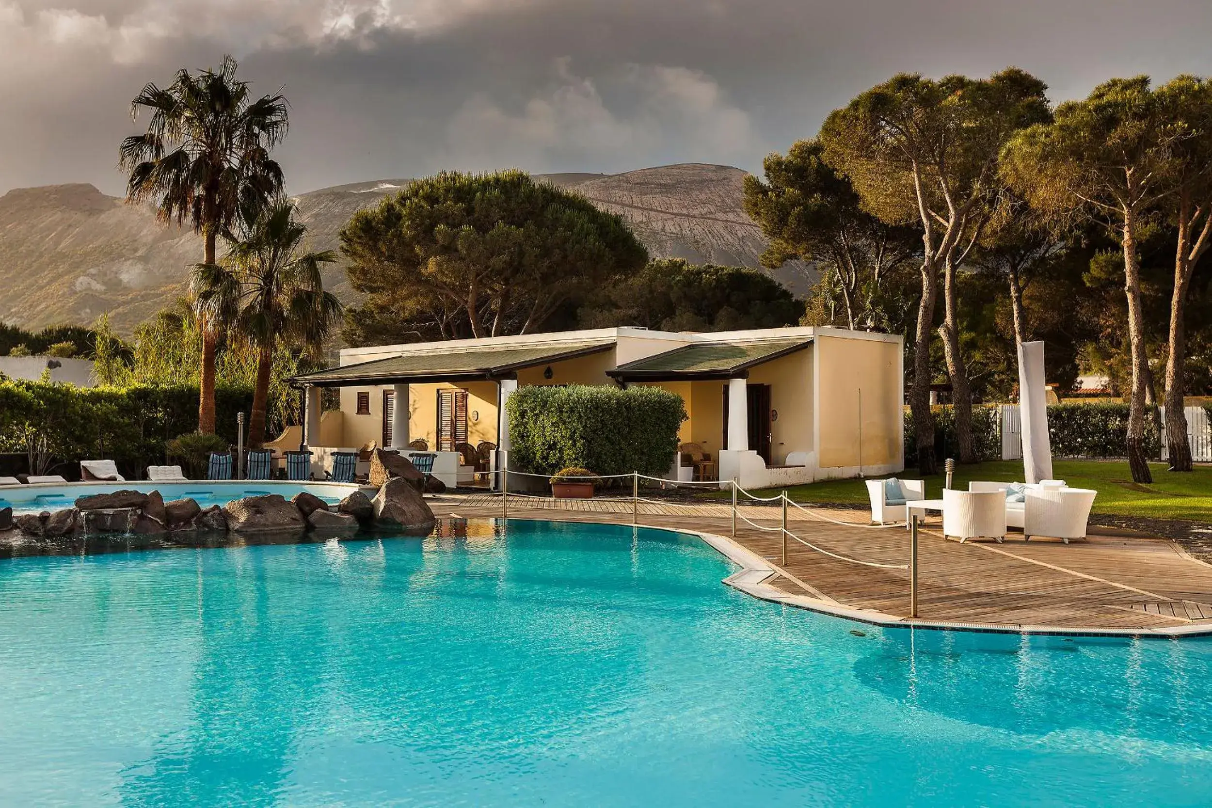 Landmark view, Swimming Pool in Hotel Orsa Maggiore