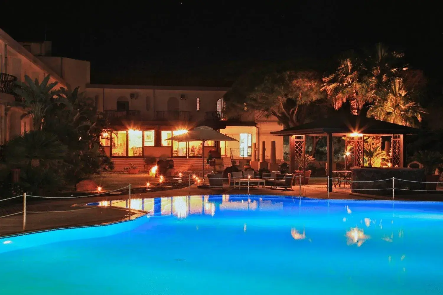 Decorative detail, Swimming Pool in Hotel Orsa Maggiore