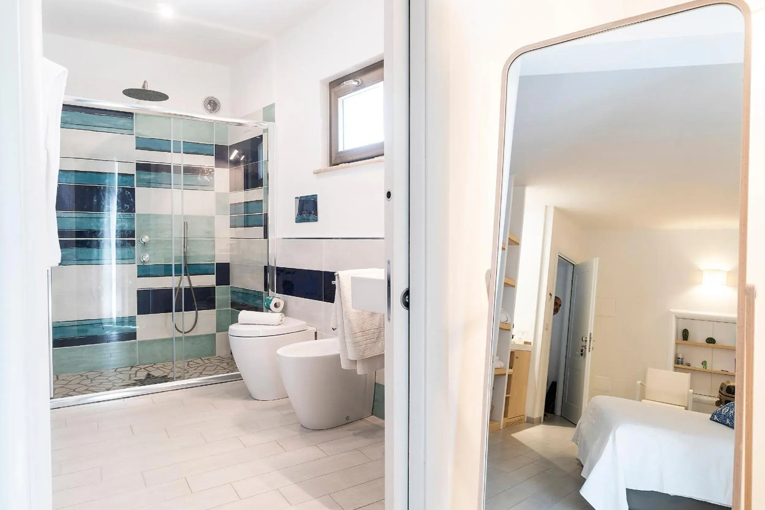 Shower, Bathroom in Hotel Orsa Maggiore