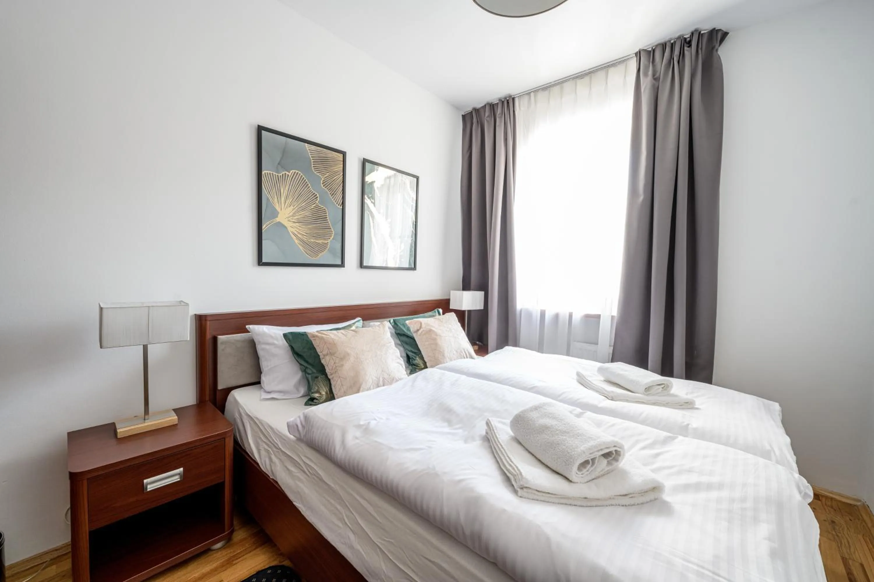 Bed in ON/SET APARTHOTEL