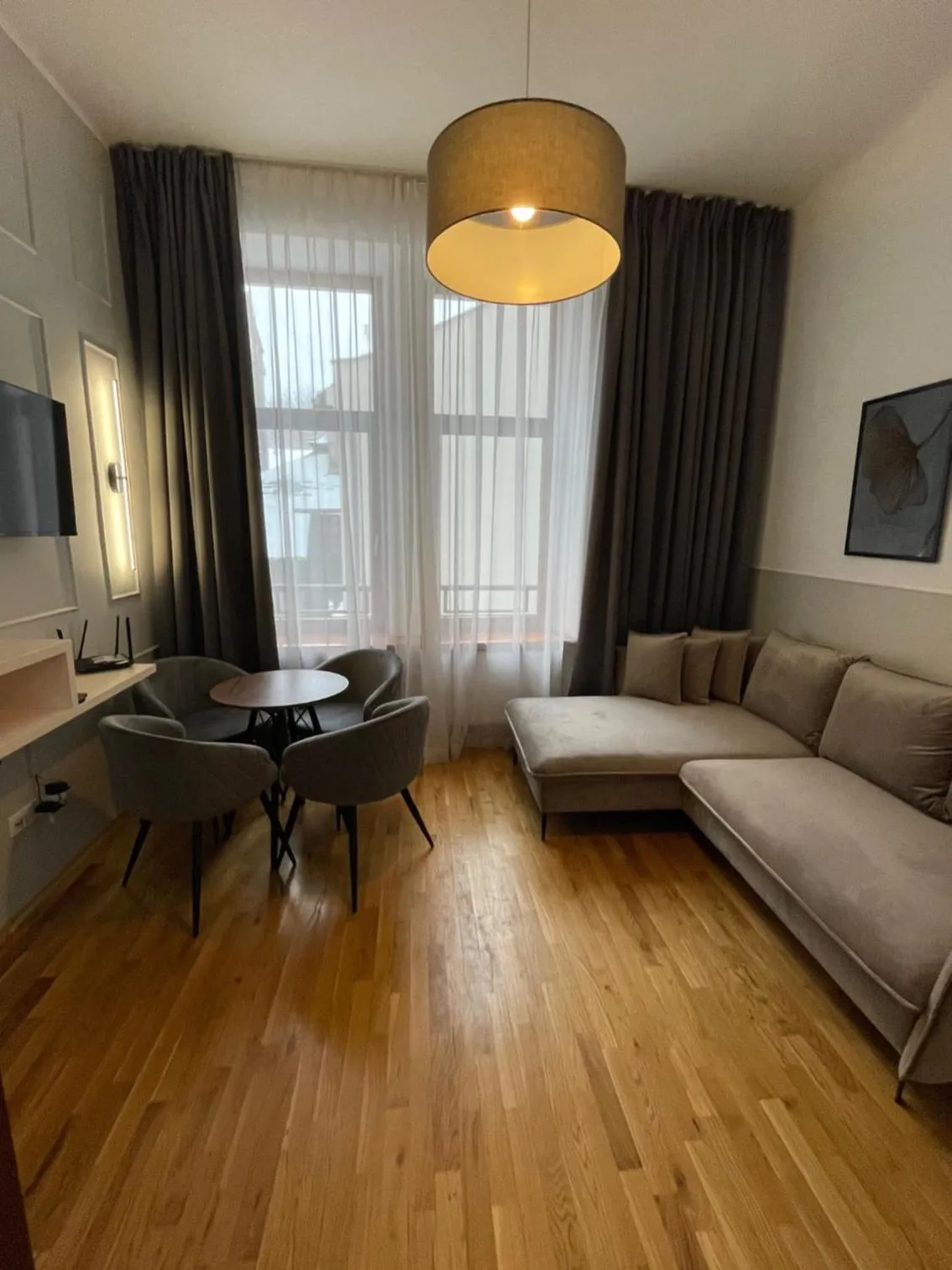 TV and multimedia in ON/SET APARTHOTEL