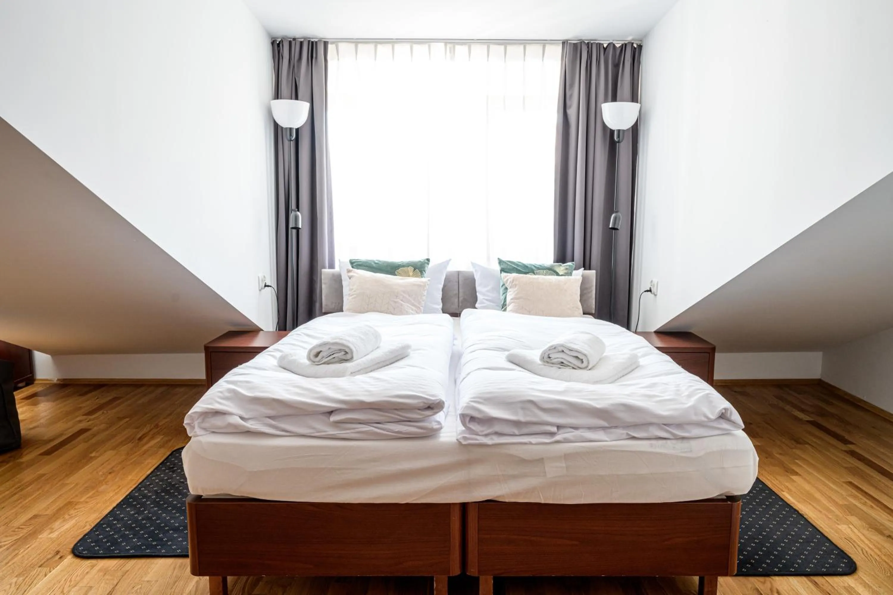 Bed in ON/SET APARTHOTEL