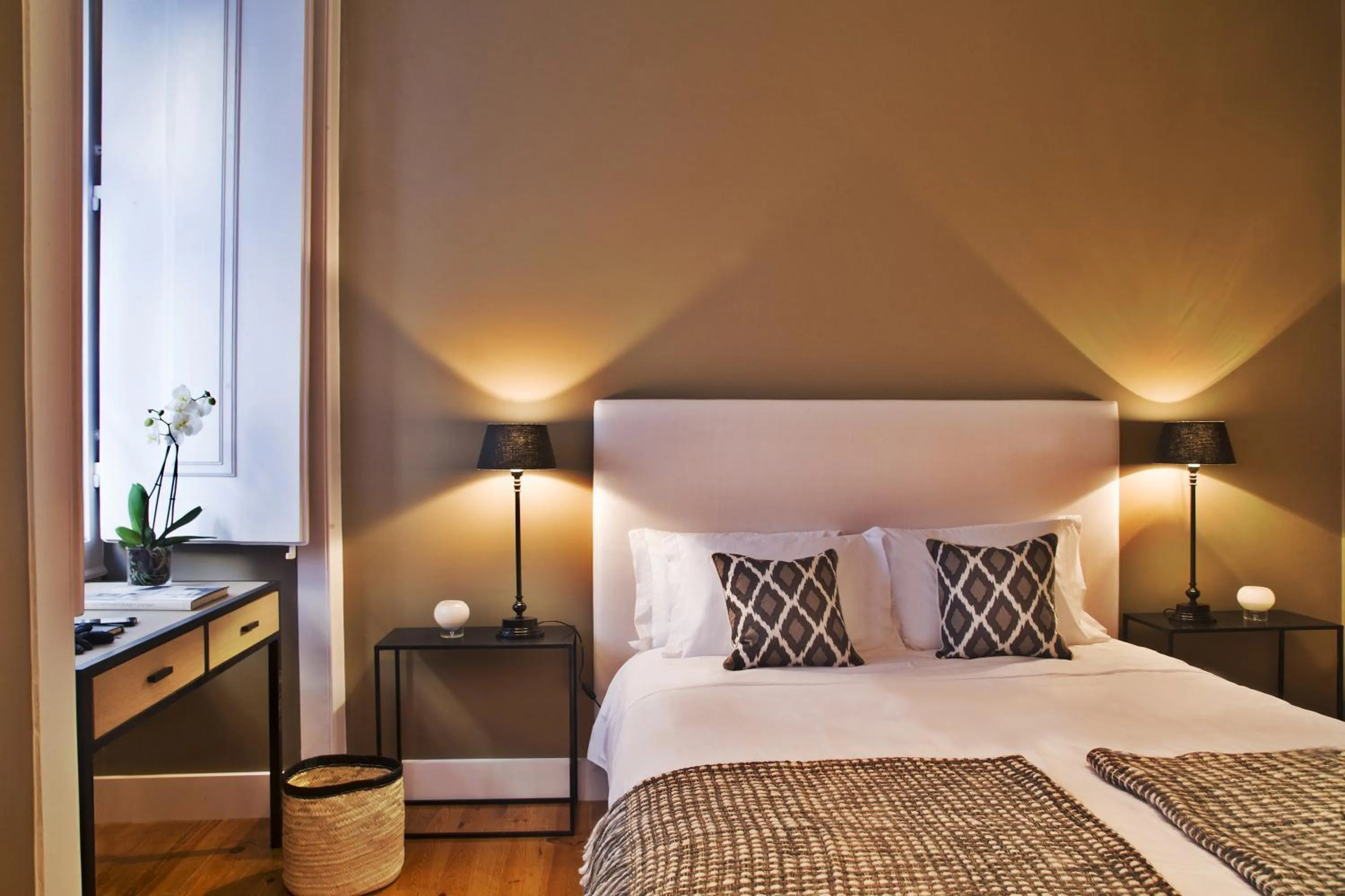 Bedroom, Bed in Lisbon Five Stars Apartments São Paulo 55