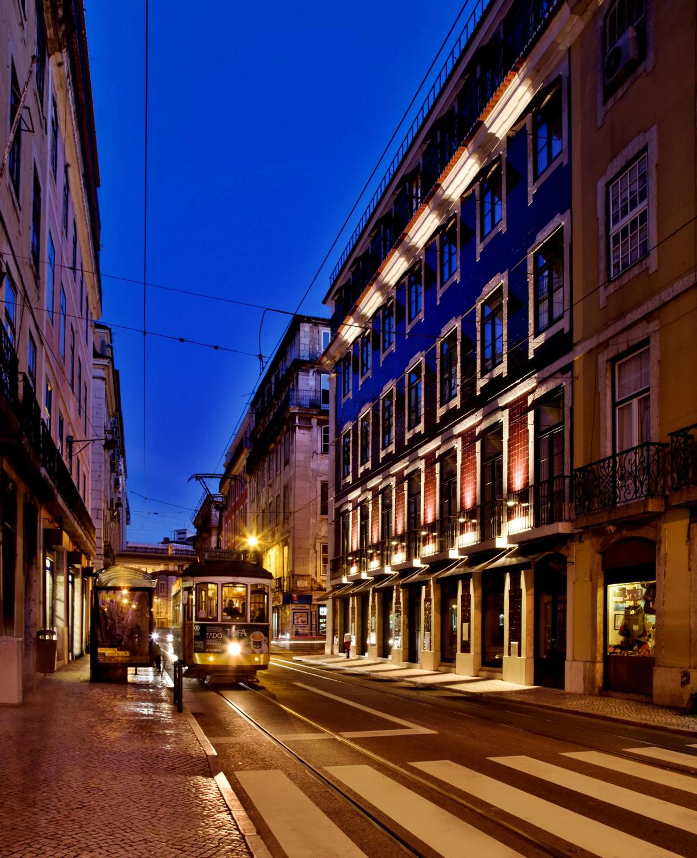 Facade/entrance in Lisbon Five Stars Apartments São Paulo 55