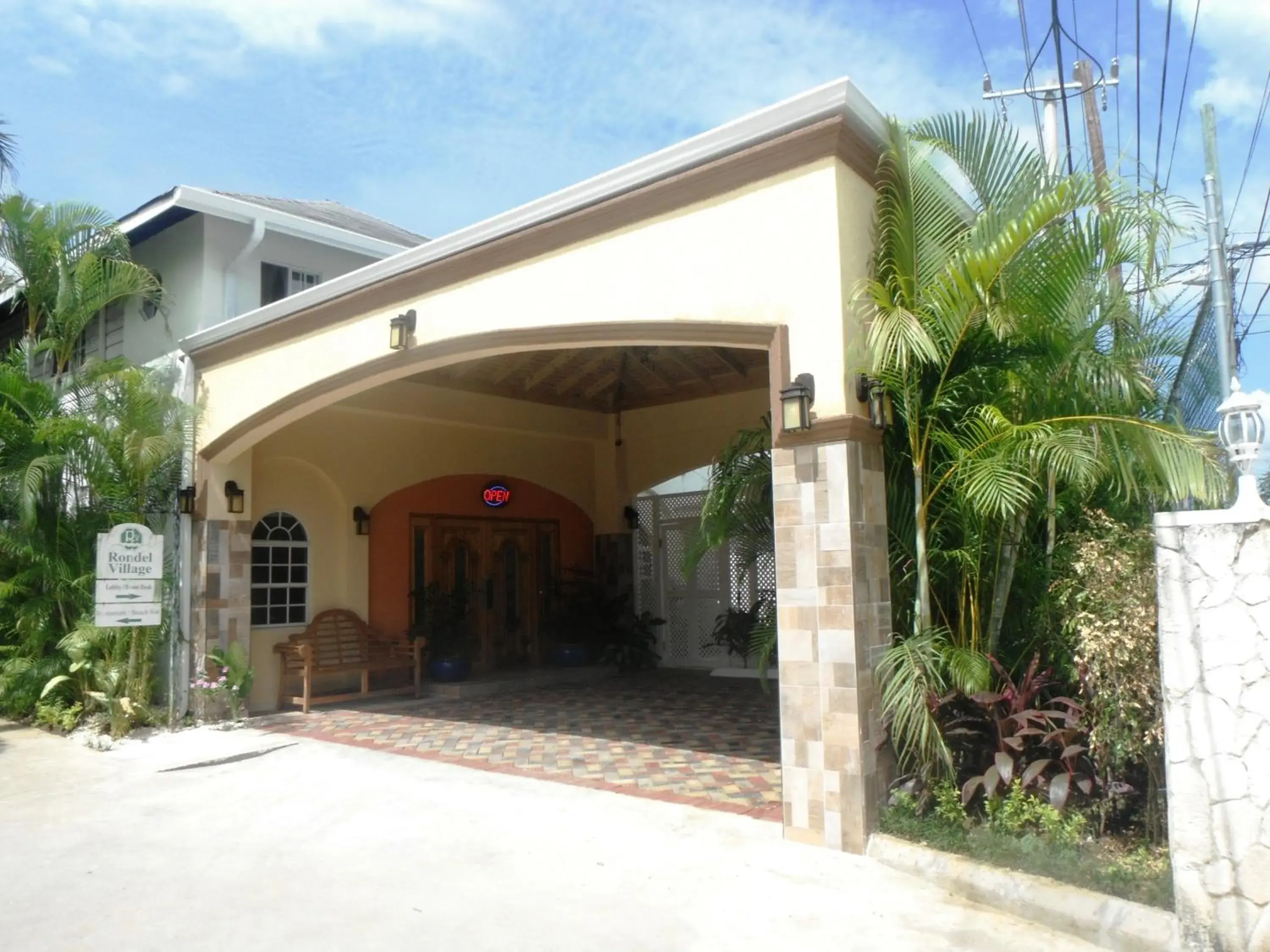 Facade/entrance in Rondel Village Facade/entrance in Rondel Village