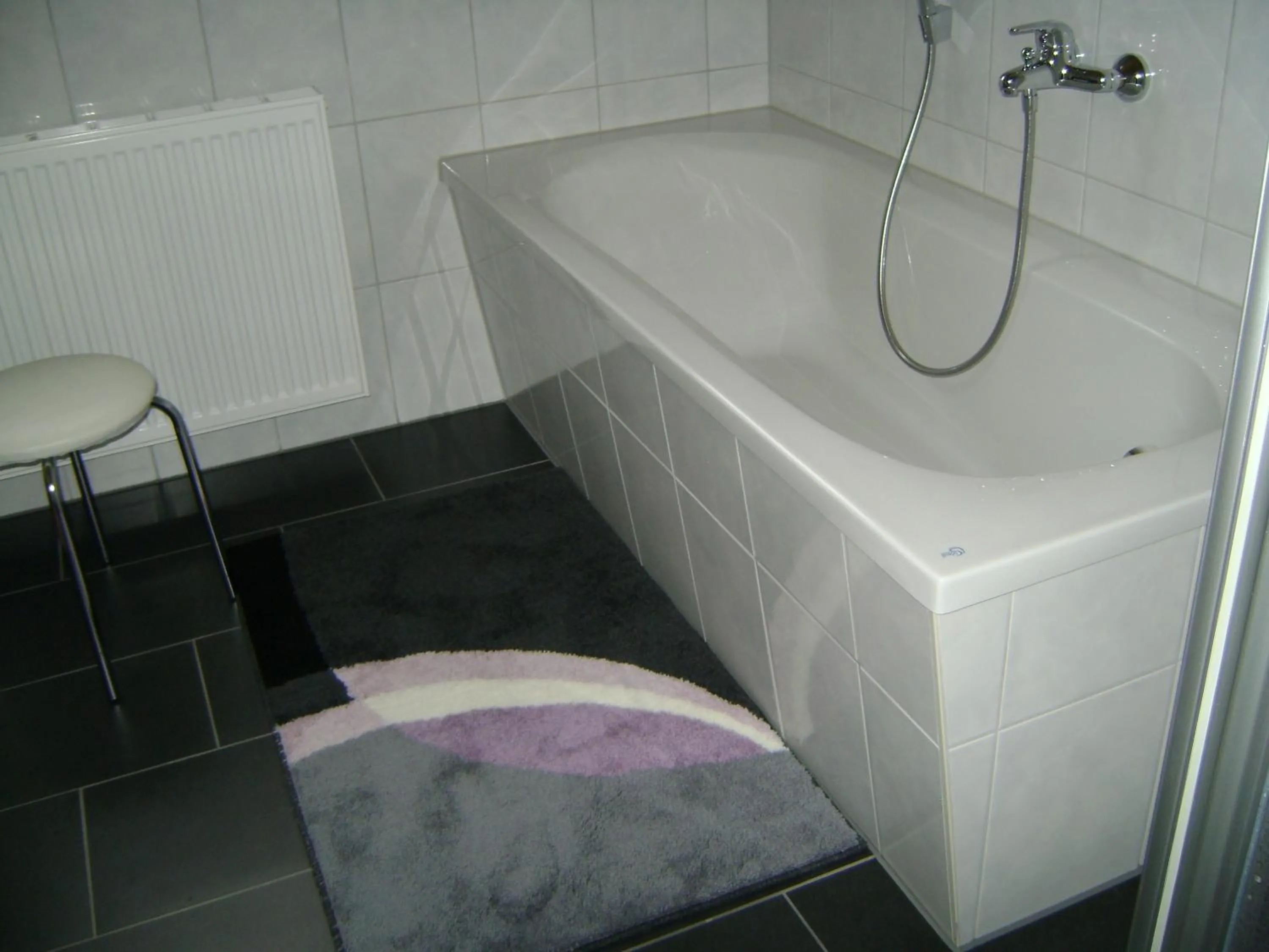 Bathroom in Hansis Lodge