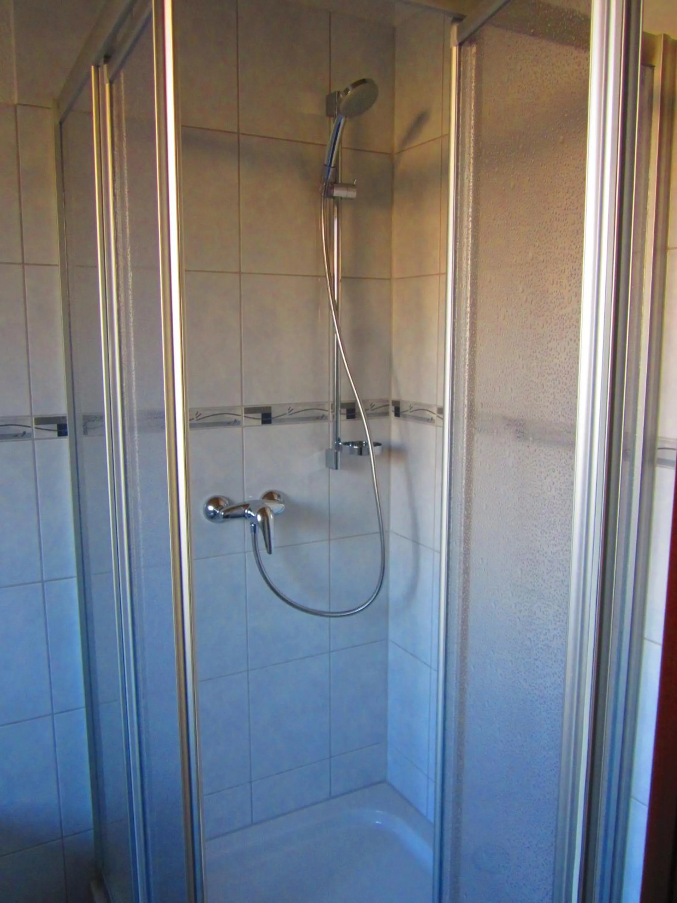 Bathroom in Hansis Lodge