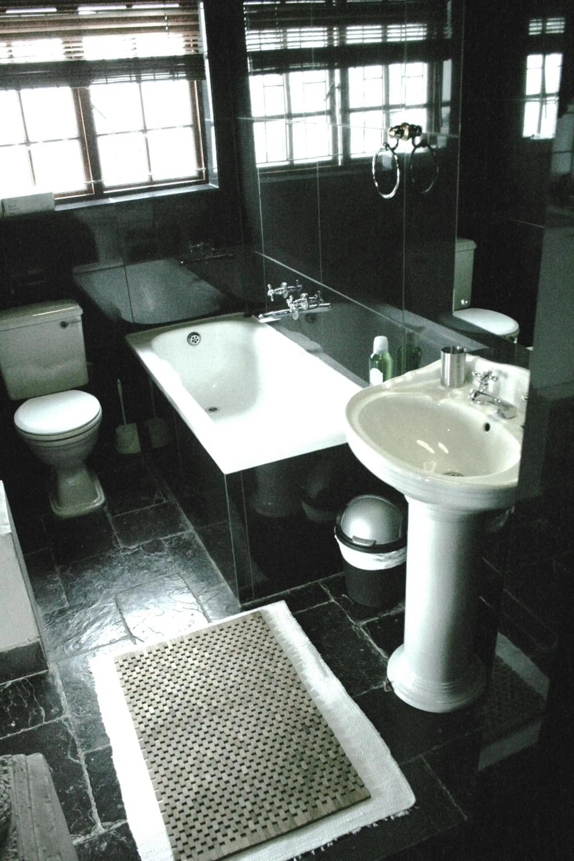 Bathroom in Boord Guest House