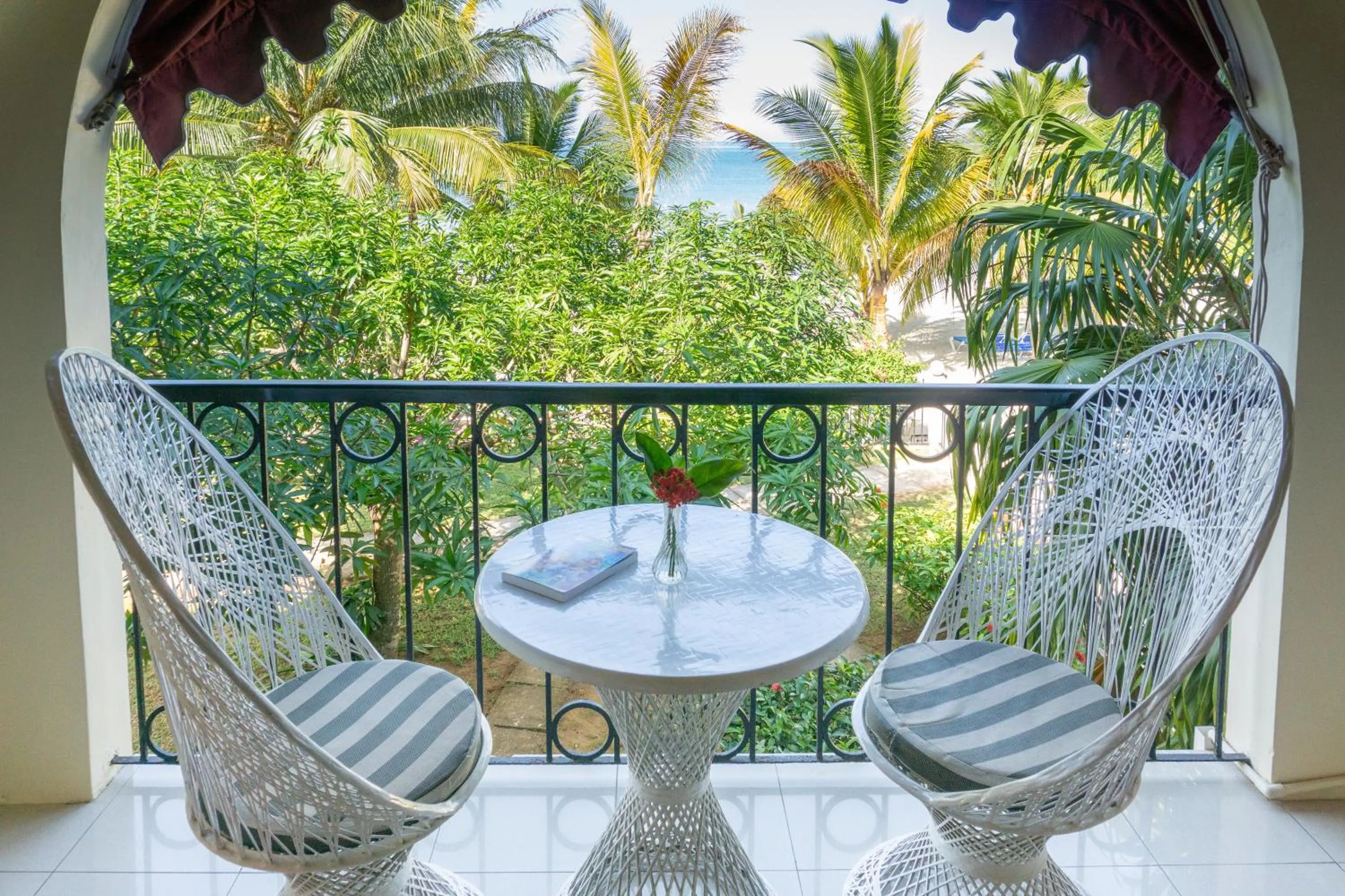 Sea view in Charela Inn