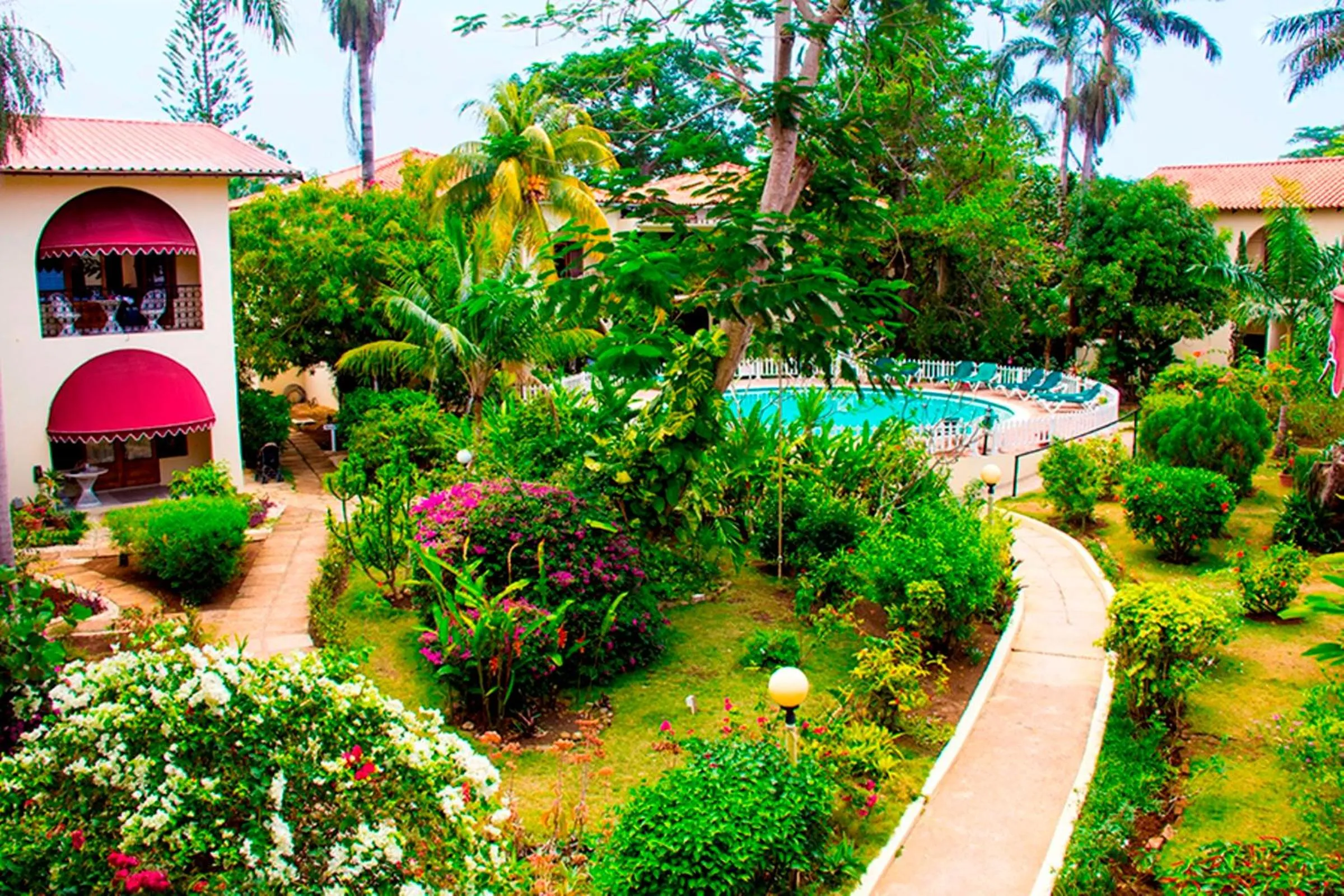 Garden in Charela Inn