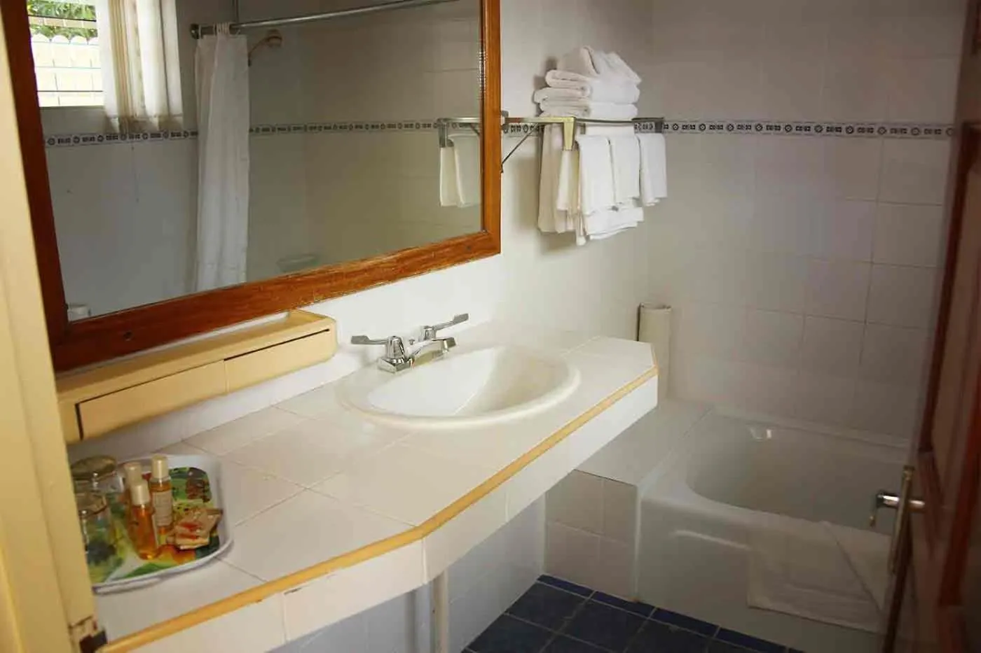 Bathroom in Charela Inn