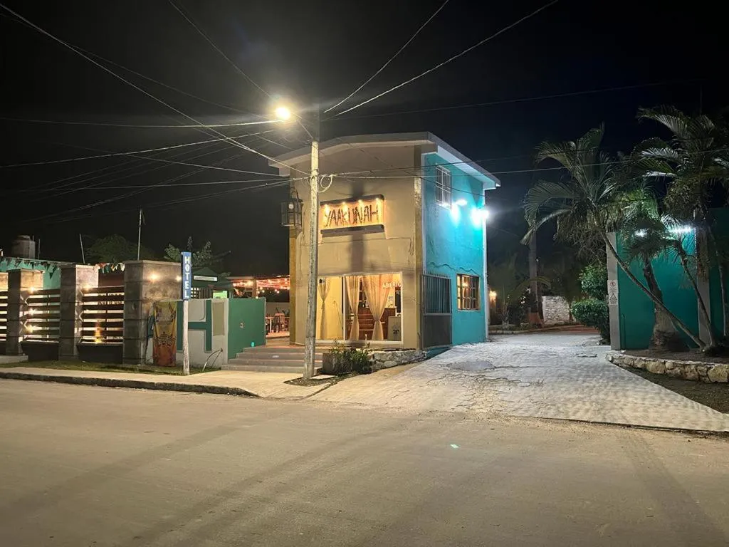 Property building in Hotel yaakunah