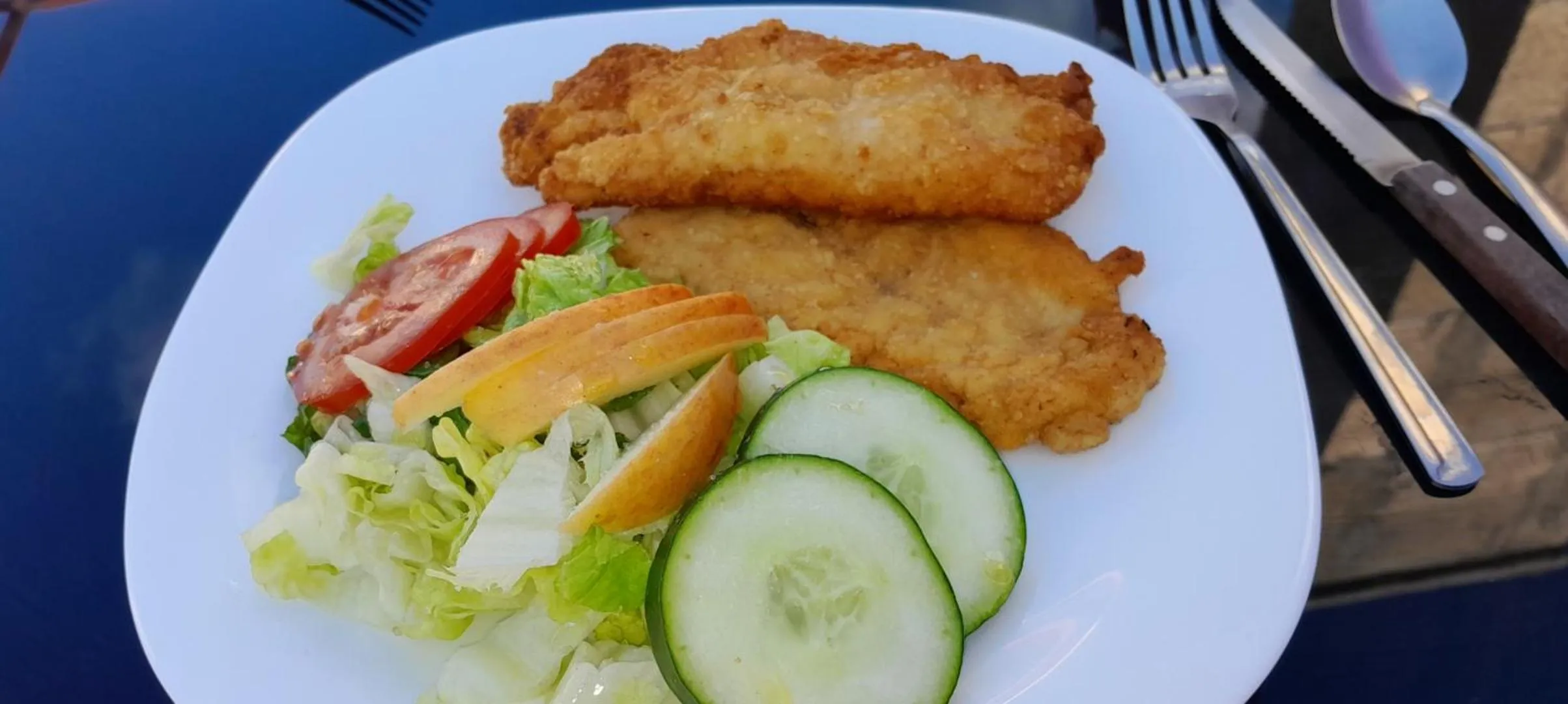 Restaurant/places to eat in Hotel yaakunah