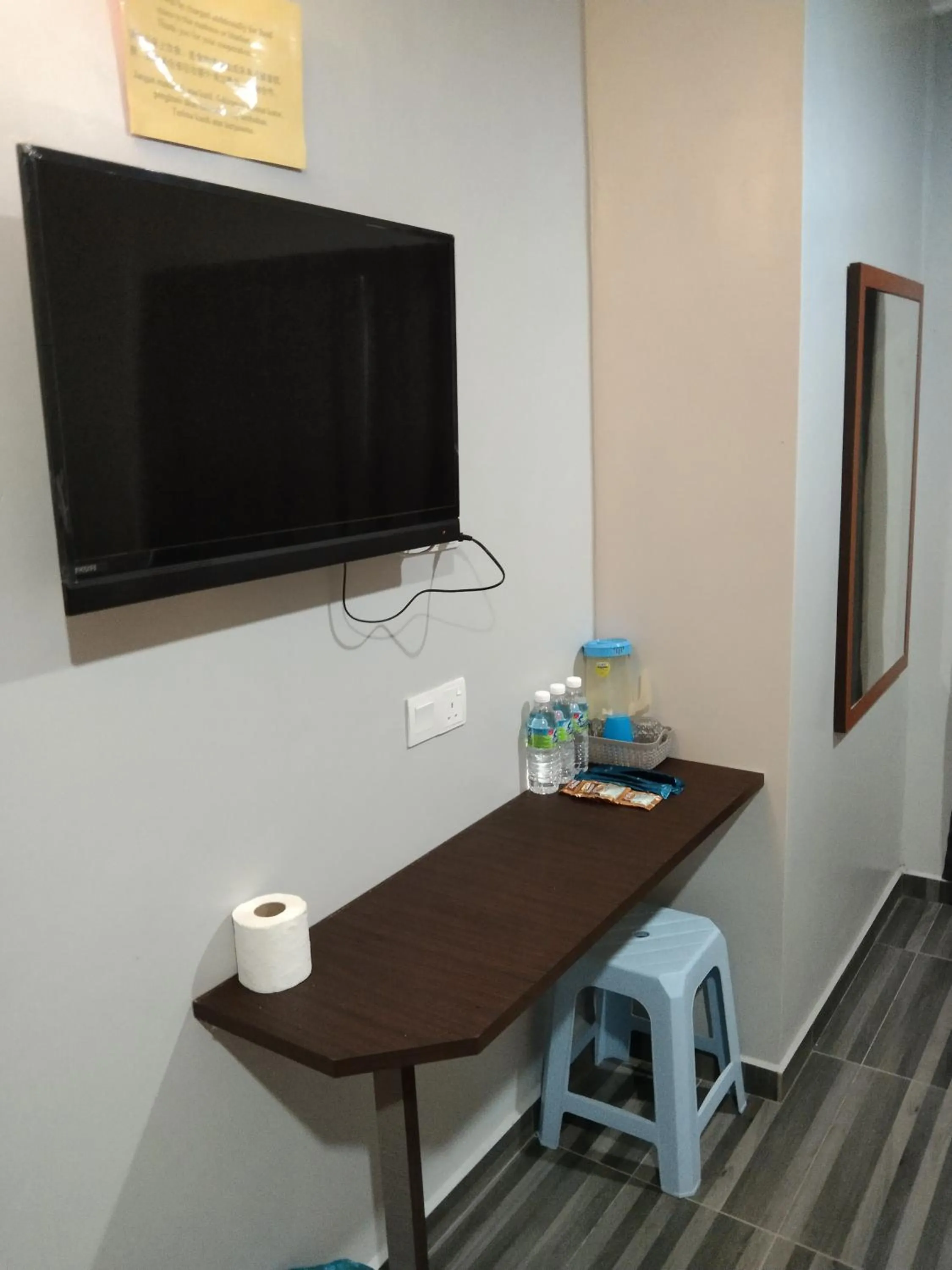 Coffee/tea facilities in One World Hotel