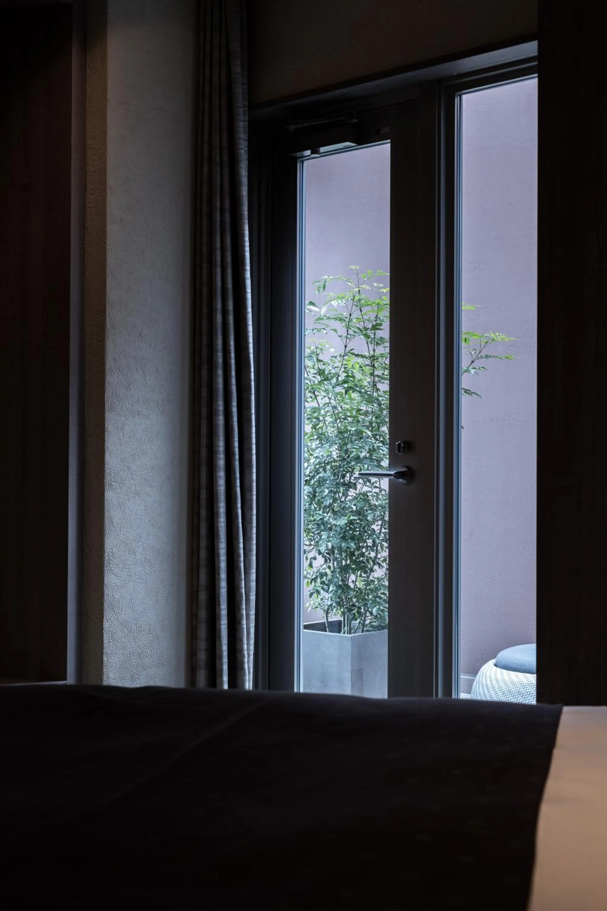 Photo of the whole room, Bed in Y-HOTEL