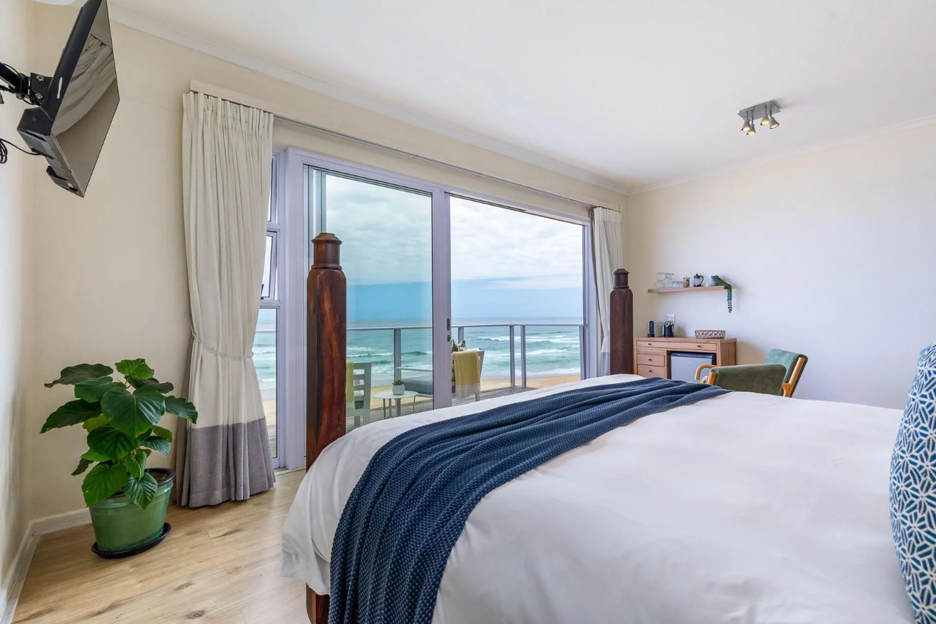 Bed in Dune Beach House