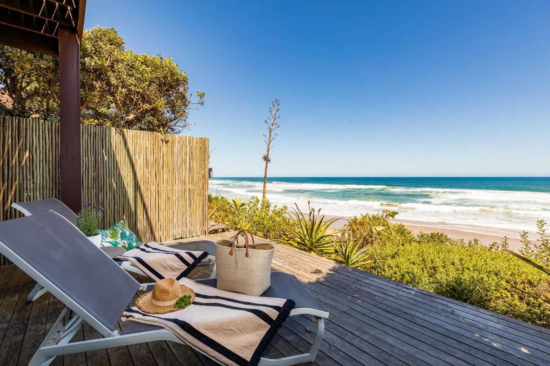 Day in Dune Beach House