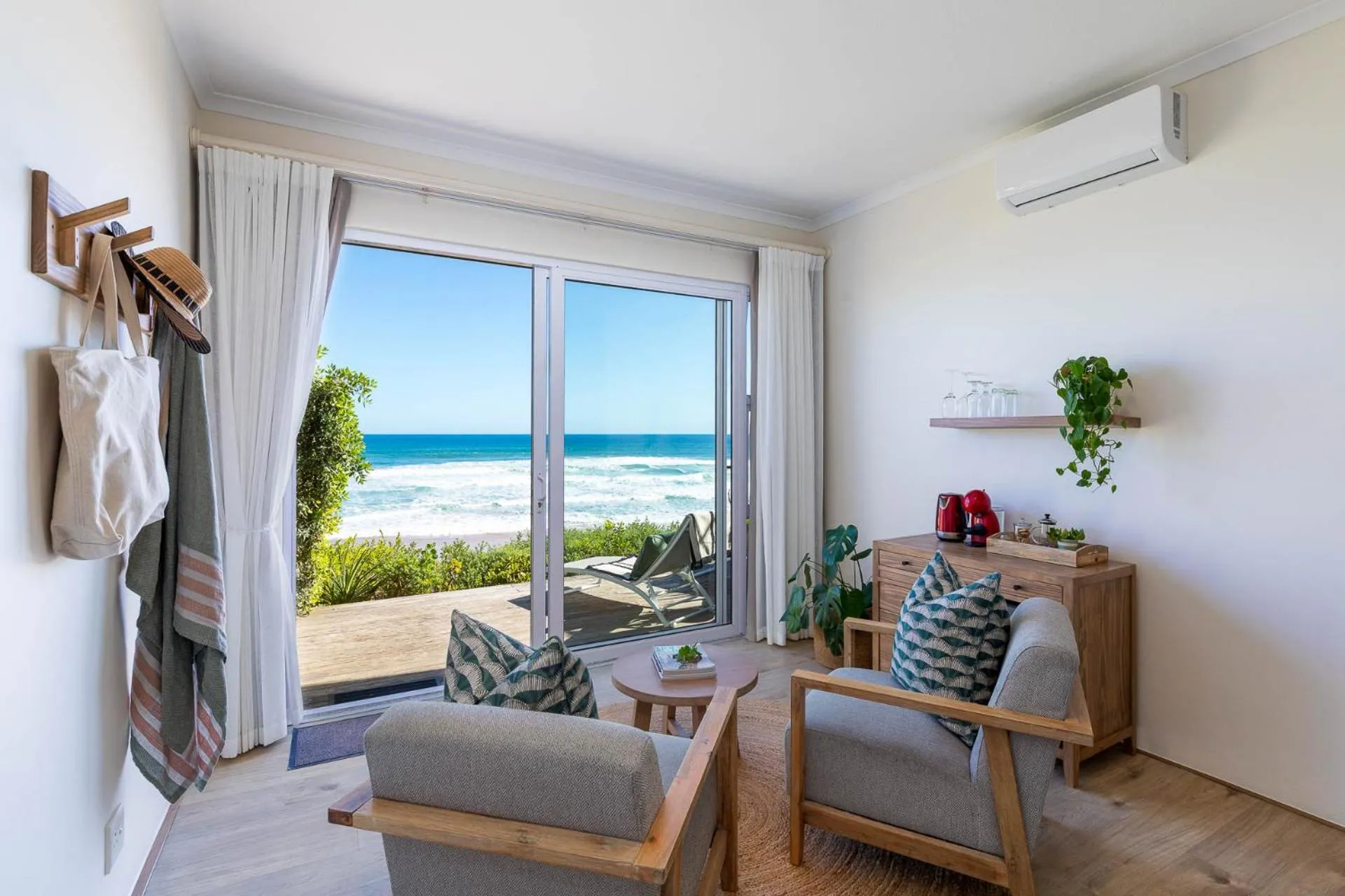 Lake view in Dune Beach House