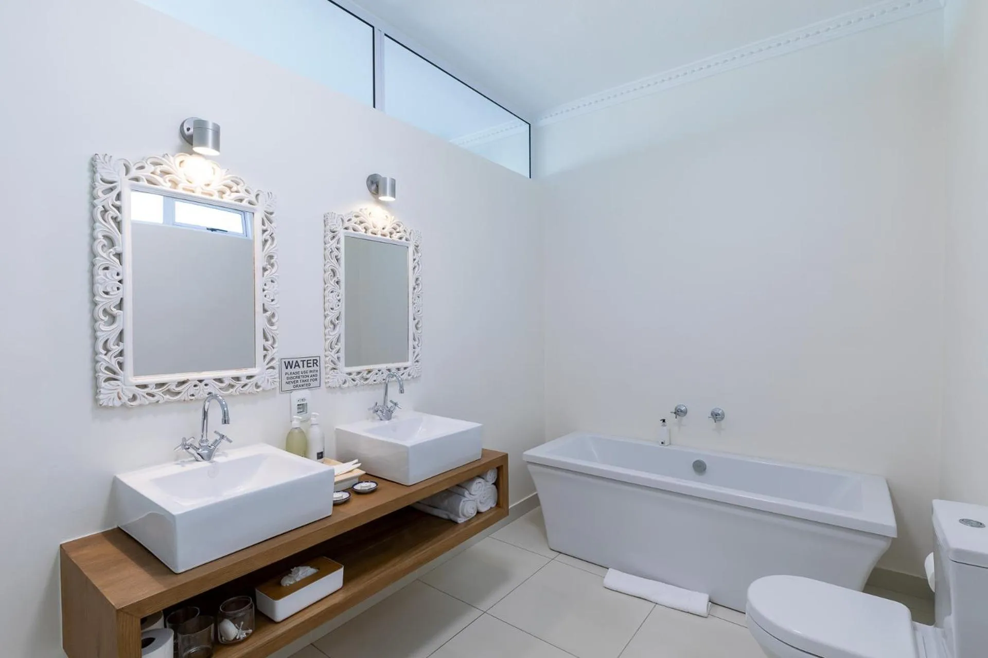 Shower in Dune Beach House