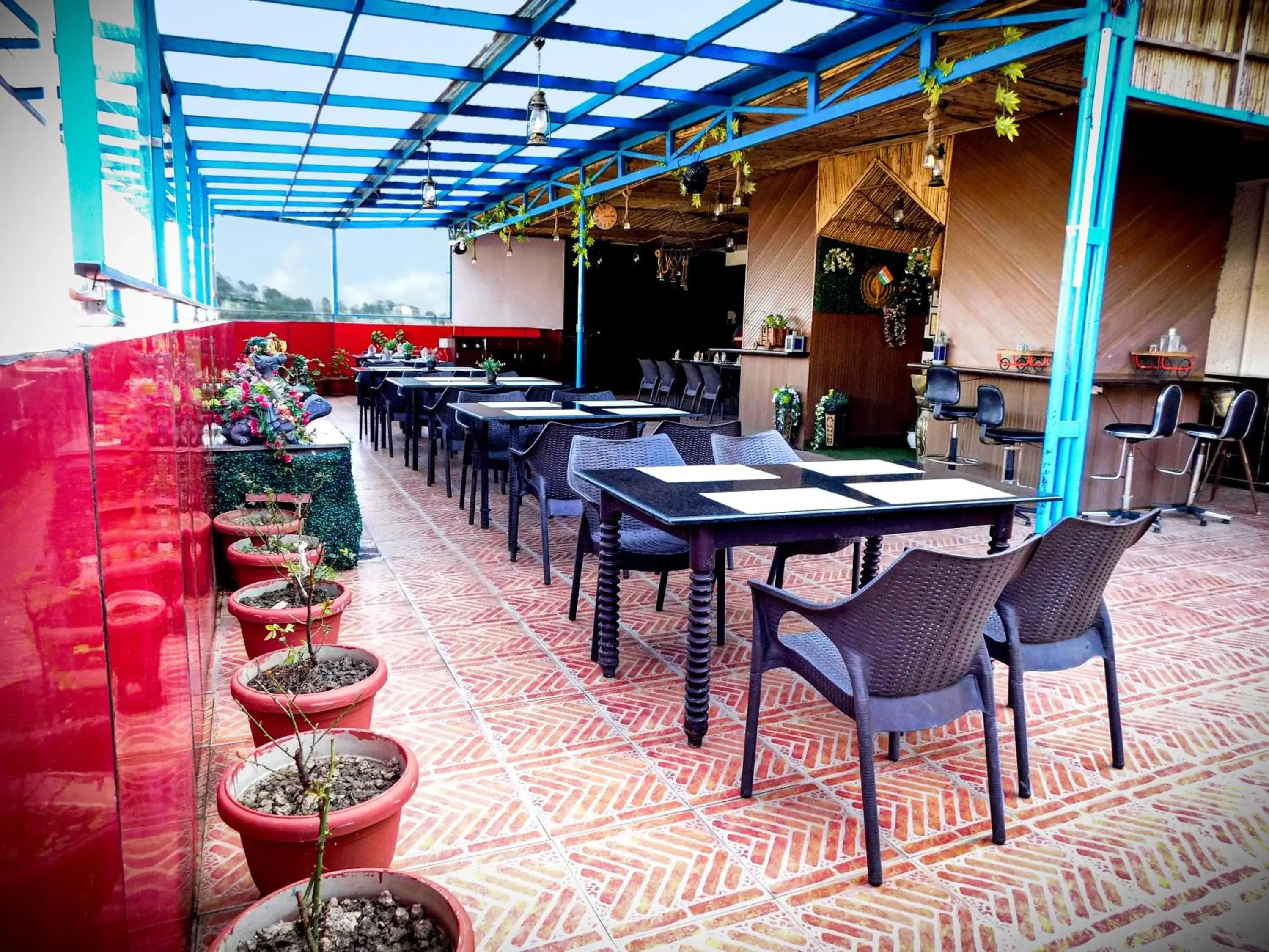 Restaurant/places to eat in Hotel Crystal Palace Restaurant/places to eat in Hotel Crystal Palace