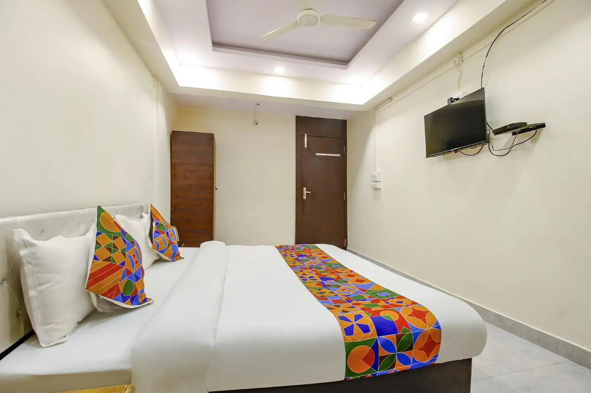 Bedroom, Bed in FabHotel Sanskar Bedroom, Bed in FabHotel Sanskar