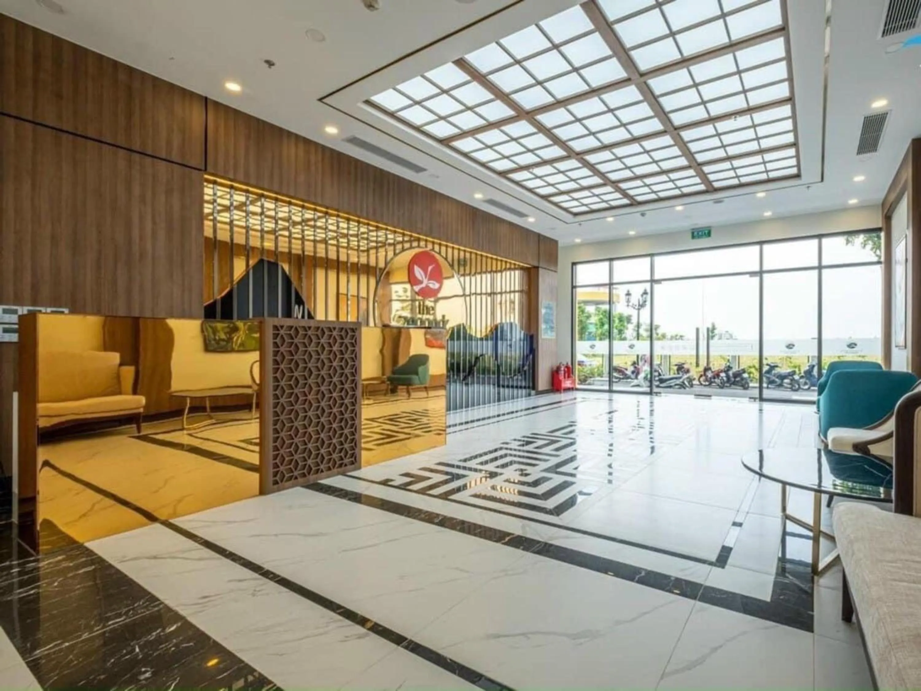 Property building in Apartment 1BR-FL24th-R105 Building-Vinhomes Ocean Park