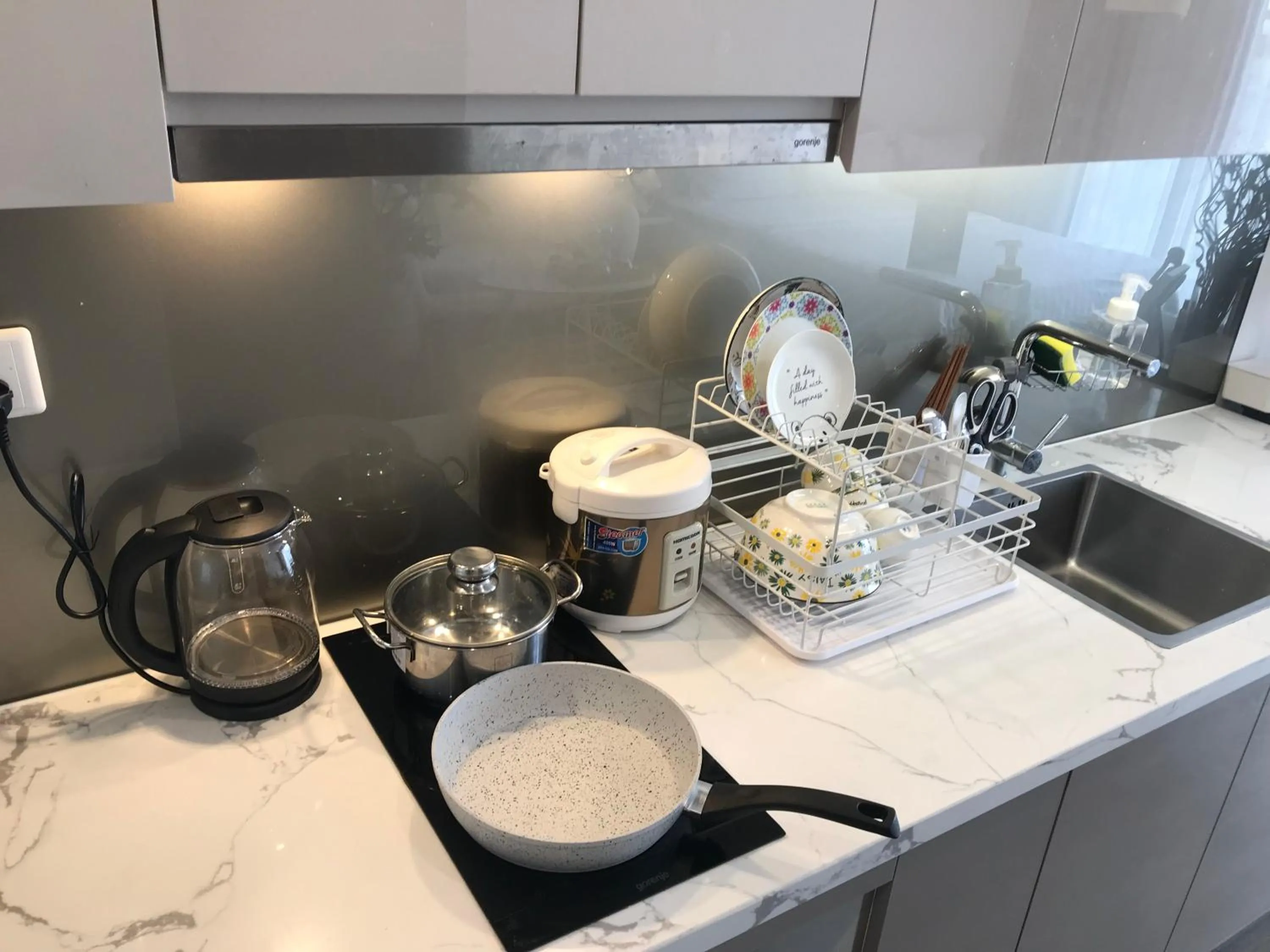 Kitchen or kitchenette in Apartment 1BR-FL24th-R105 Building-Vinhomes Ocean Park