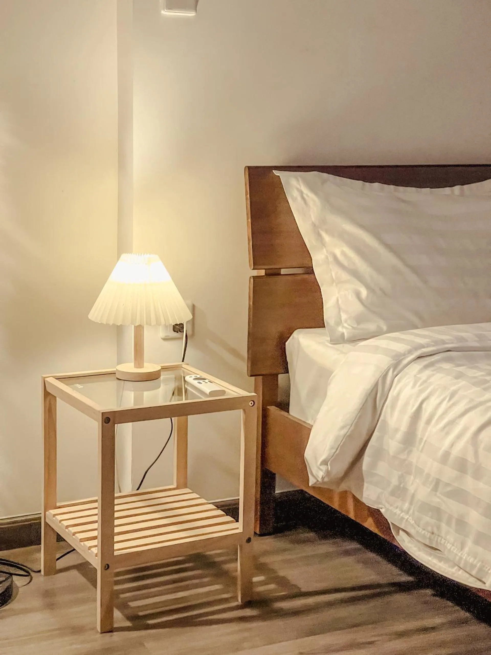 Bedroom, Bed in Apartment 1BR-FL24th-R105 Building-Vinhomes Ocean Park